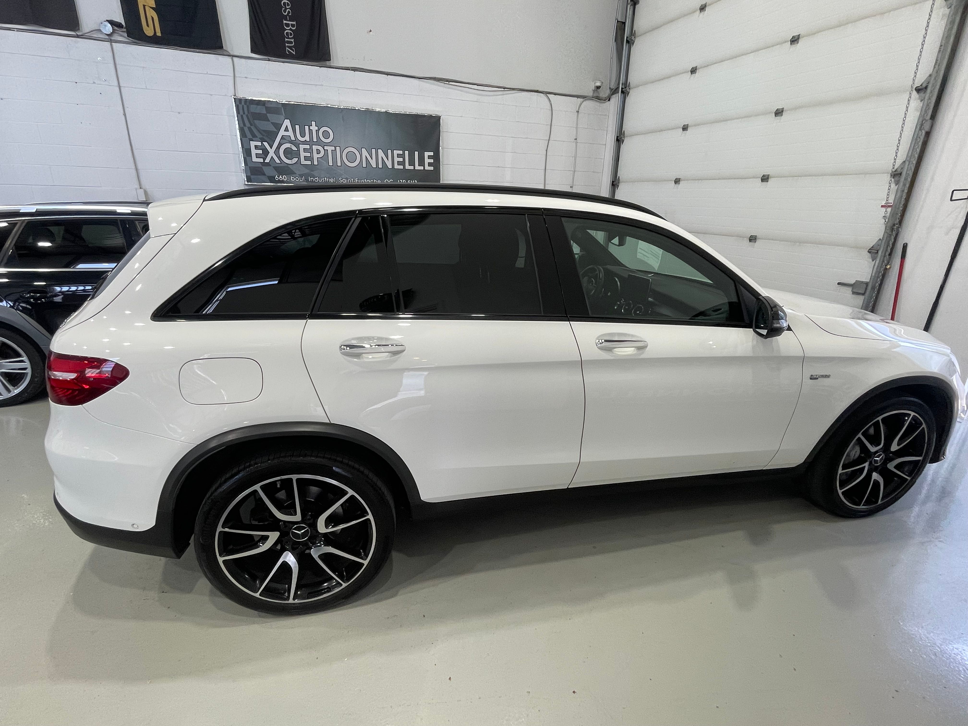 Mercedes-Benz GLC-Class 2019 - Image 15