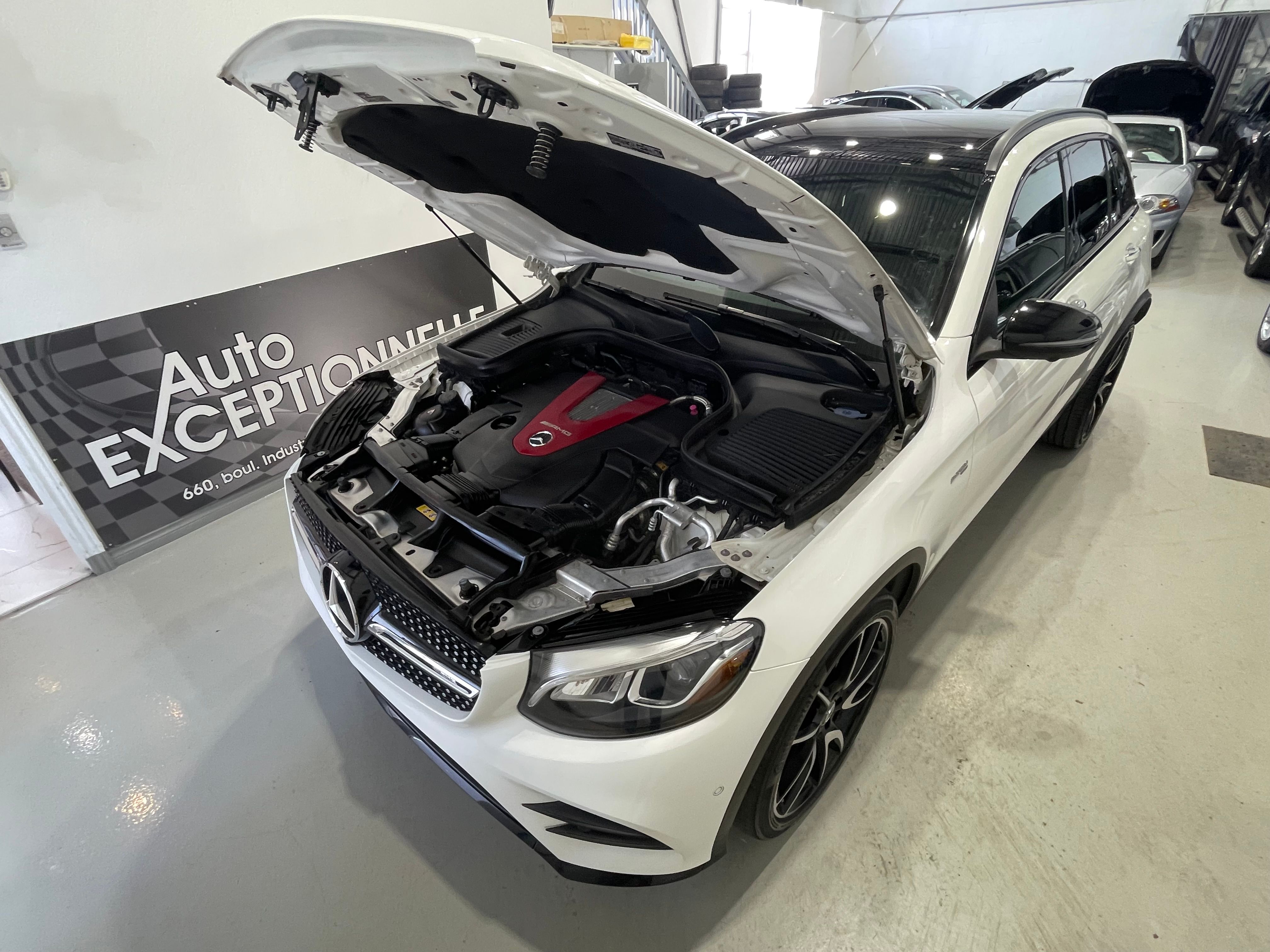 Mercedes-Benz GLC-Class 2019 - Image 26