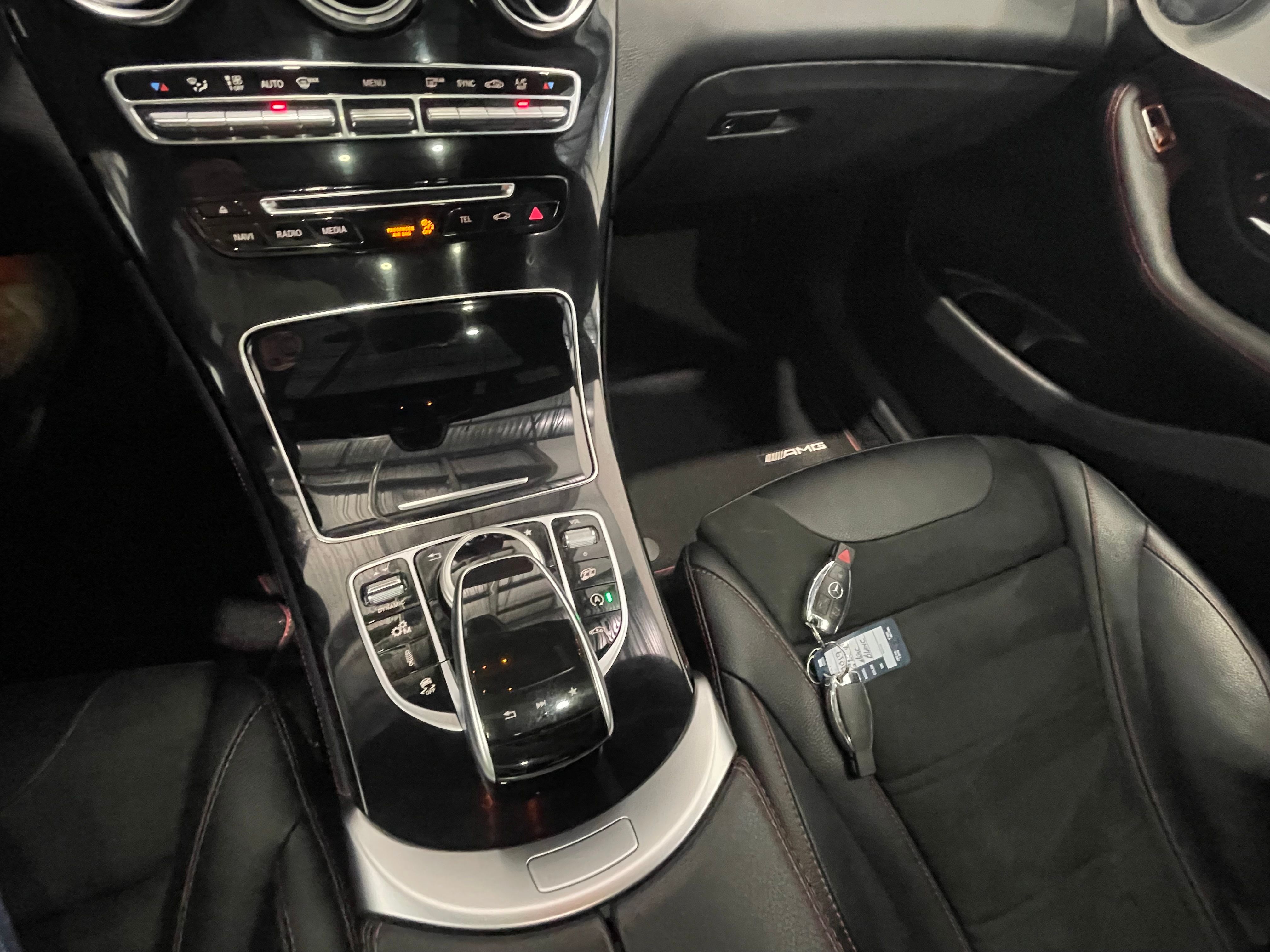 Mercedes-Benz GLC-Class 2019 - Image 35