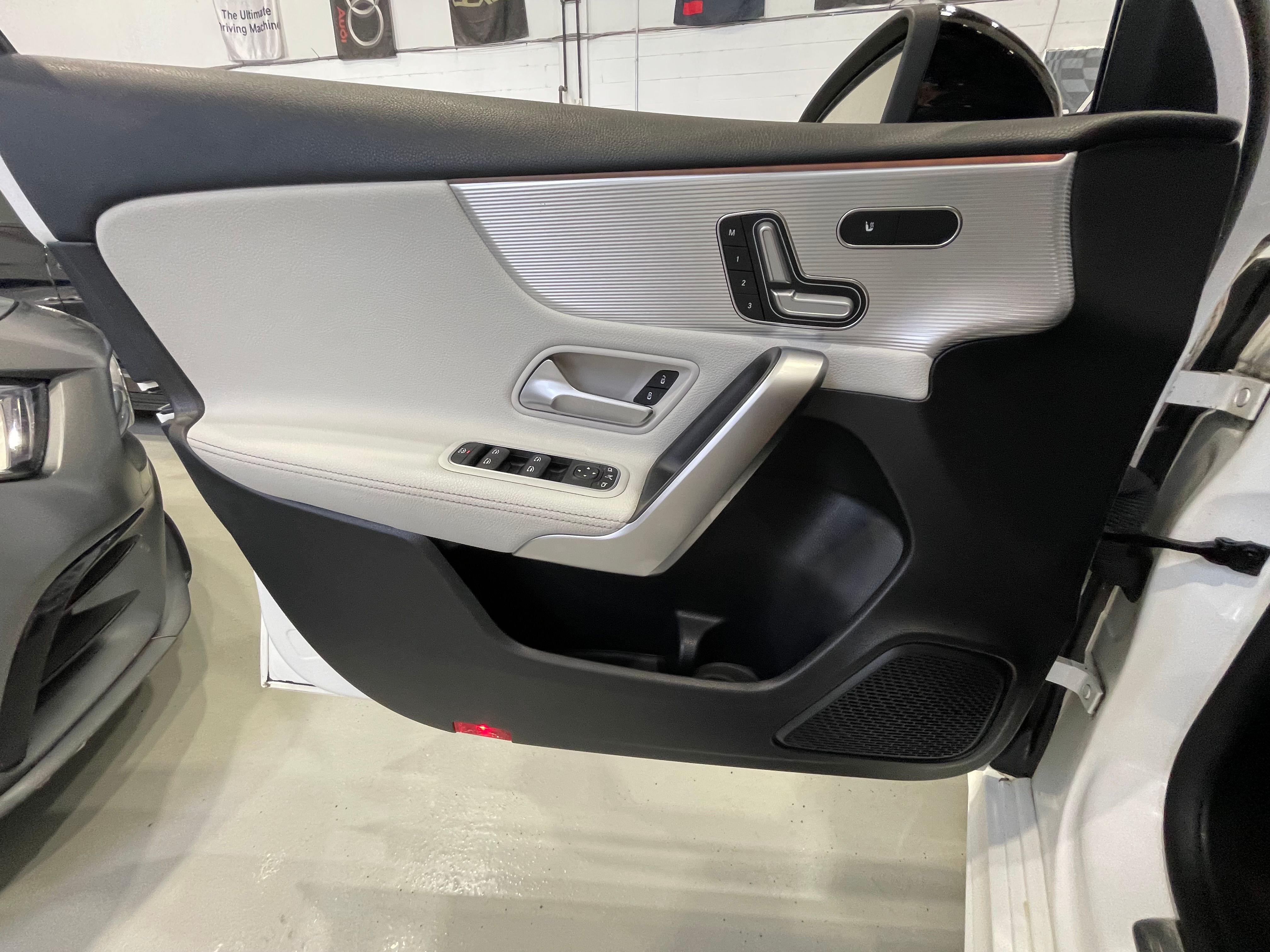 Mercedes-Benz A-Class 2019 - Image 17