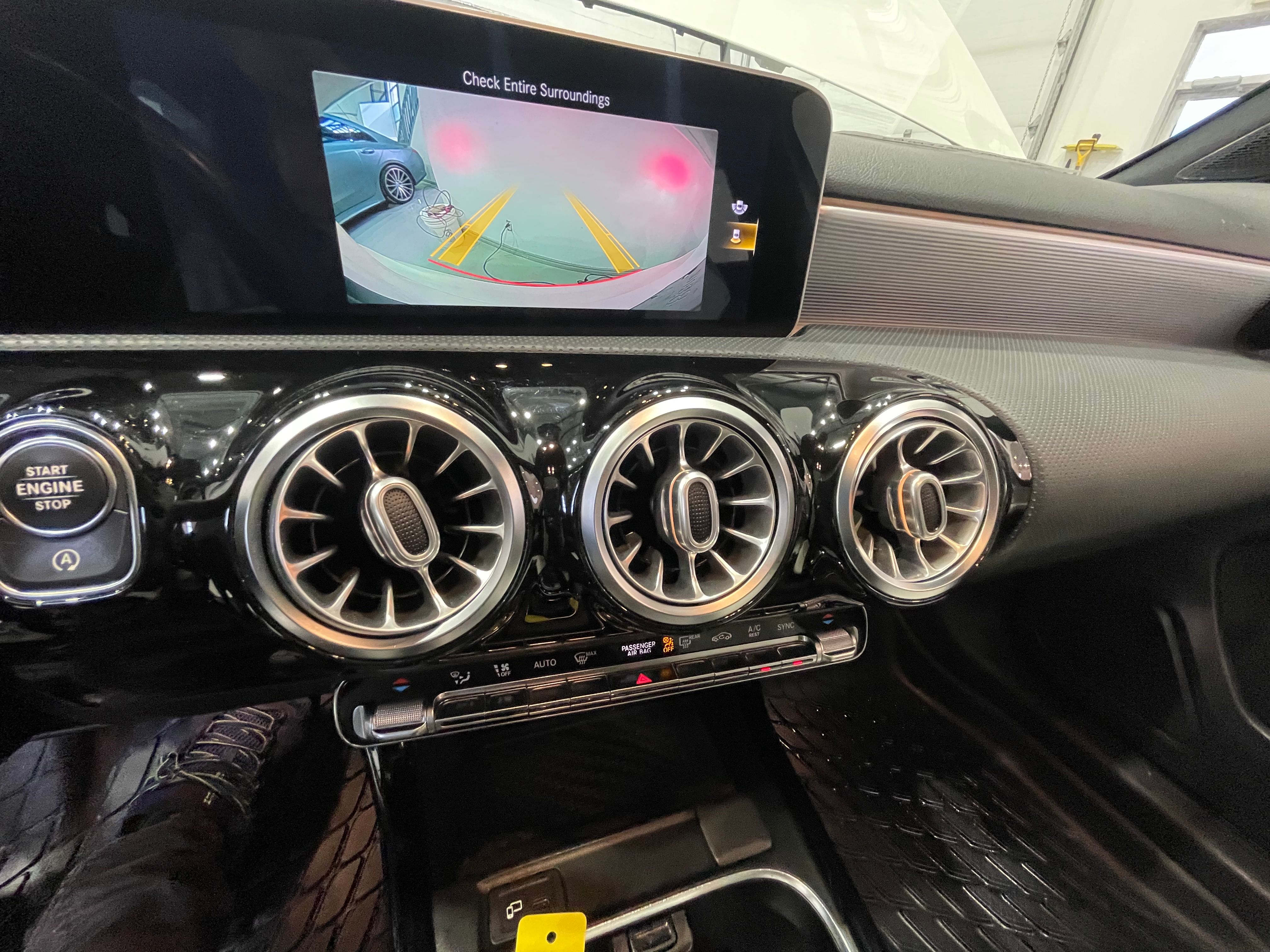 Mercedes-Benz A-Class 2019 - Image 18