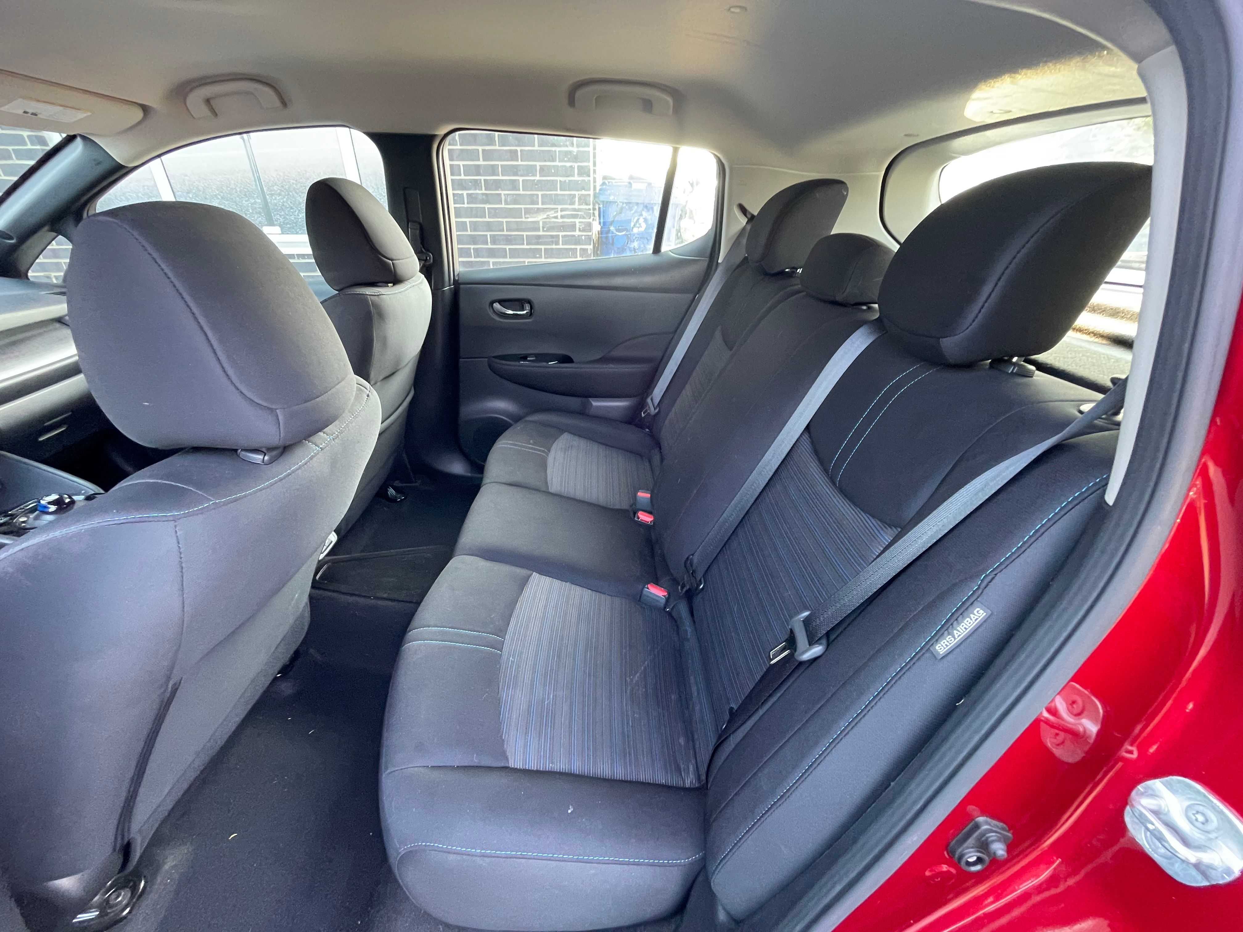Nissan LEAF 2022 - Image 8