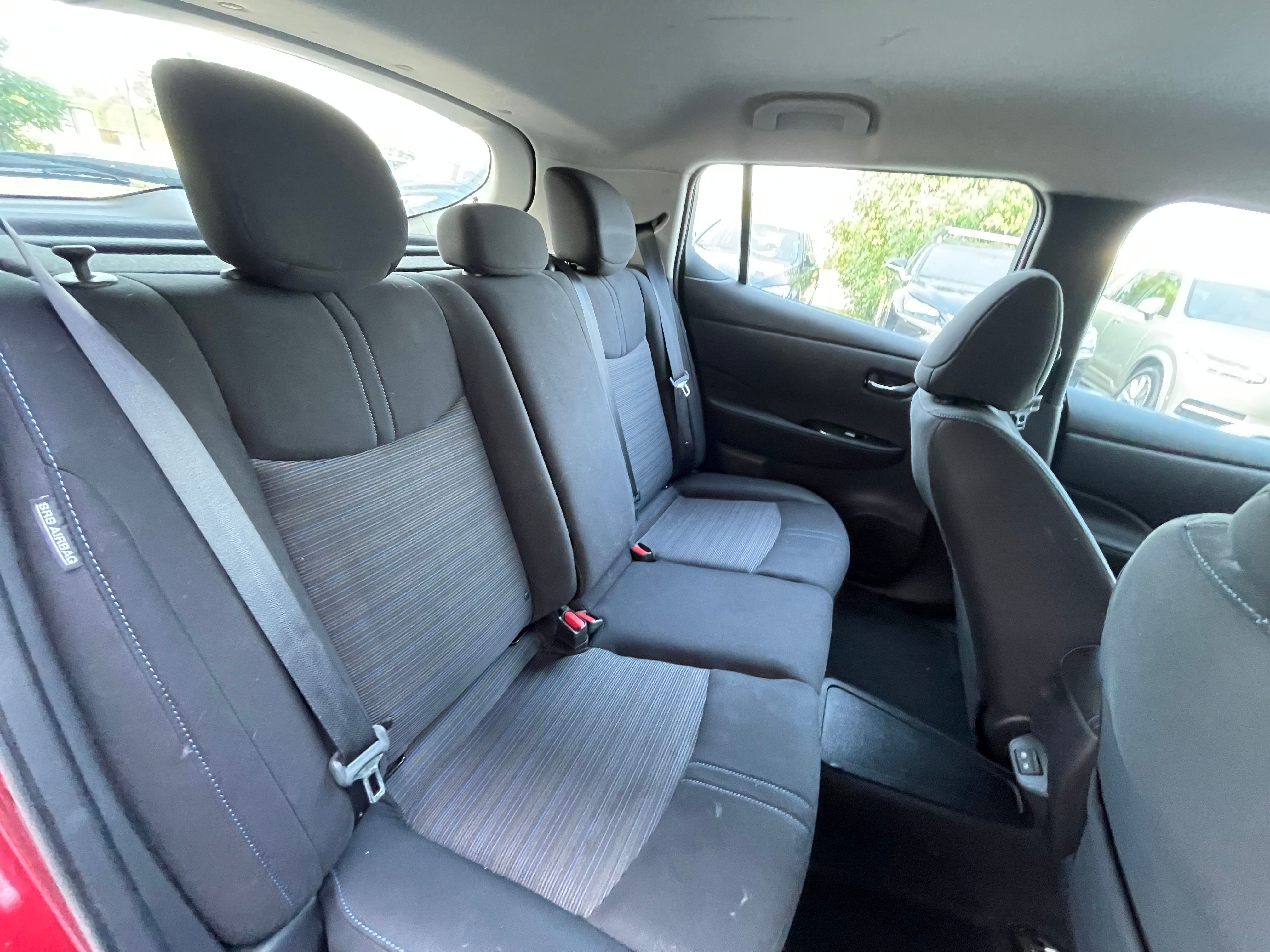 Nissan LEAF 2022 - Image 17