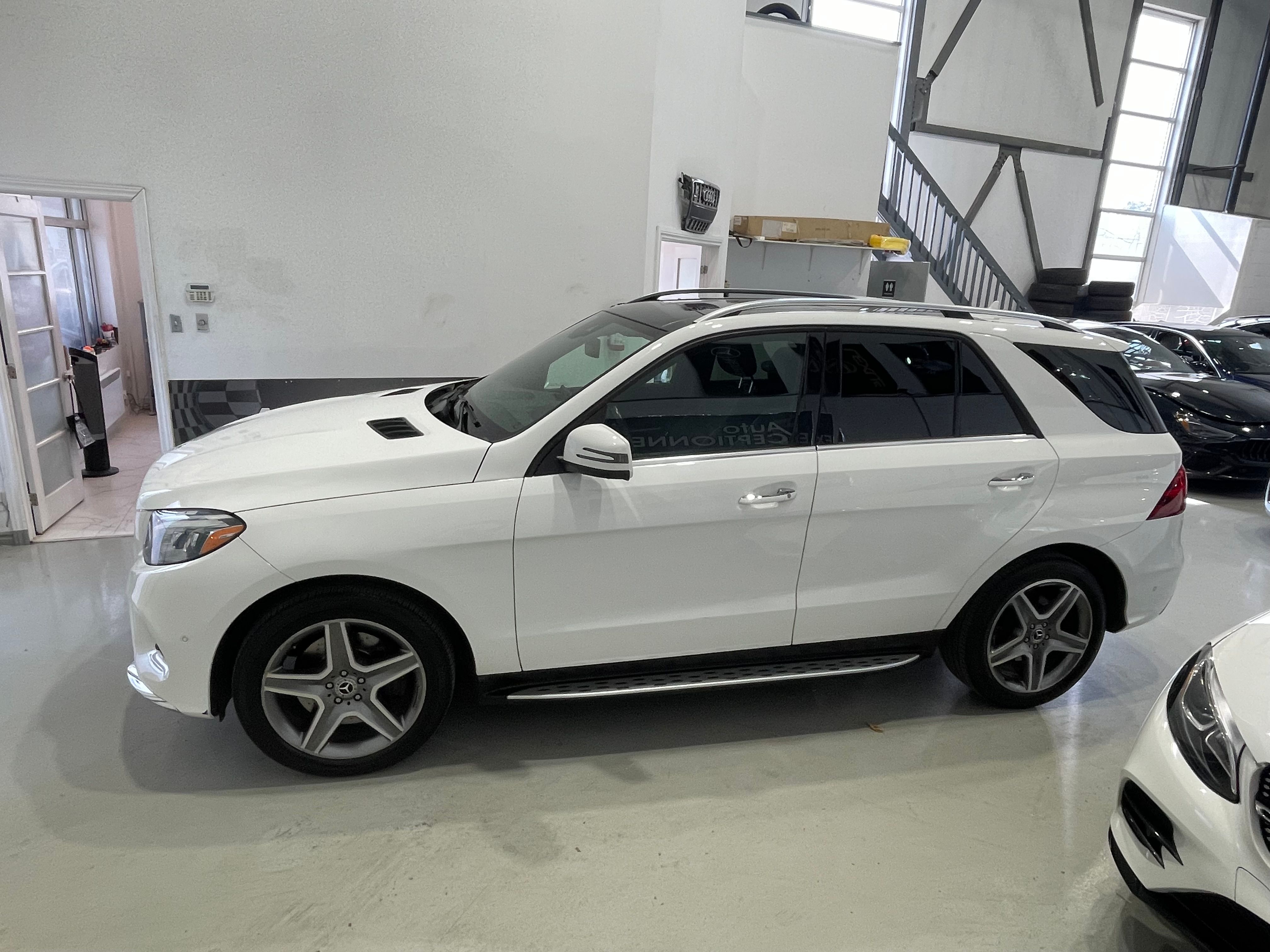 Mercedes-Benz GLE-Class 2018 - Image 9