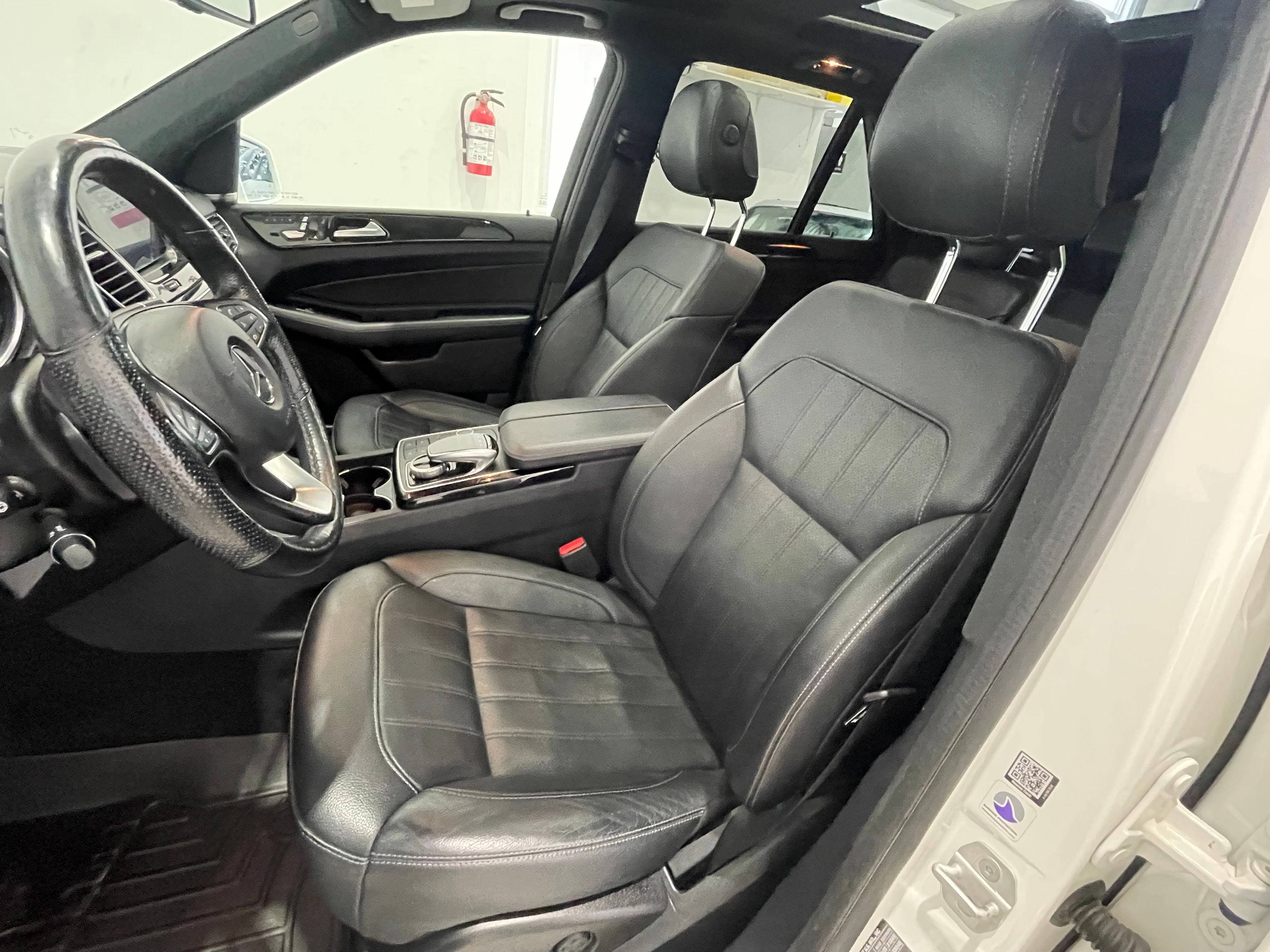 Mercedes-Benz GLE-Class 2018 - Image 16