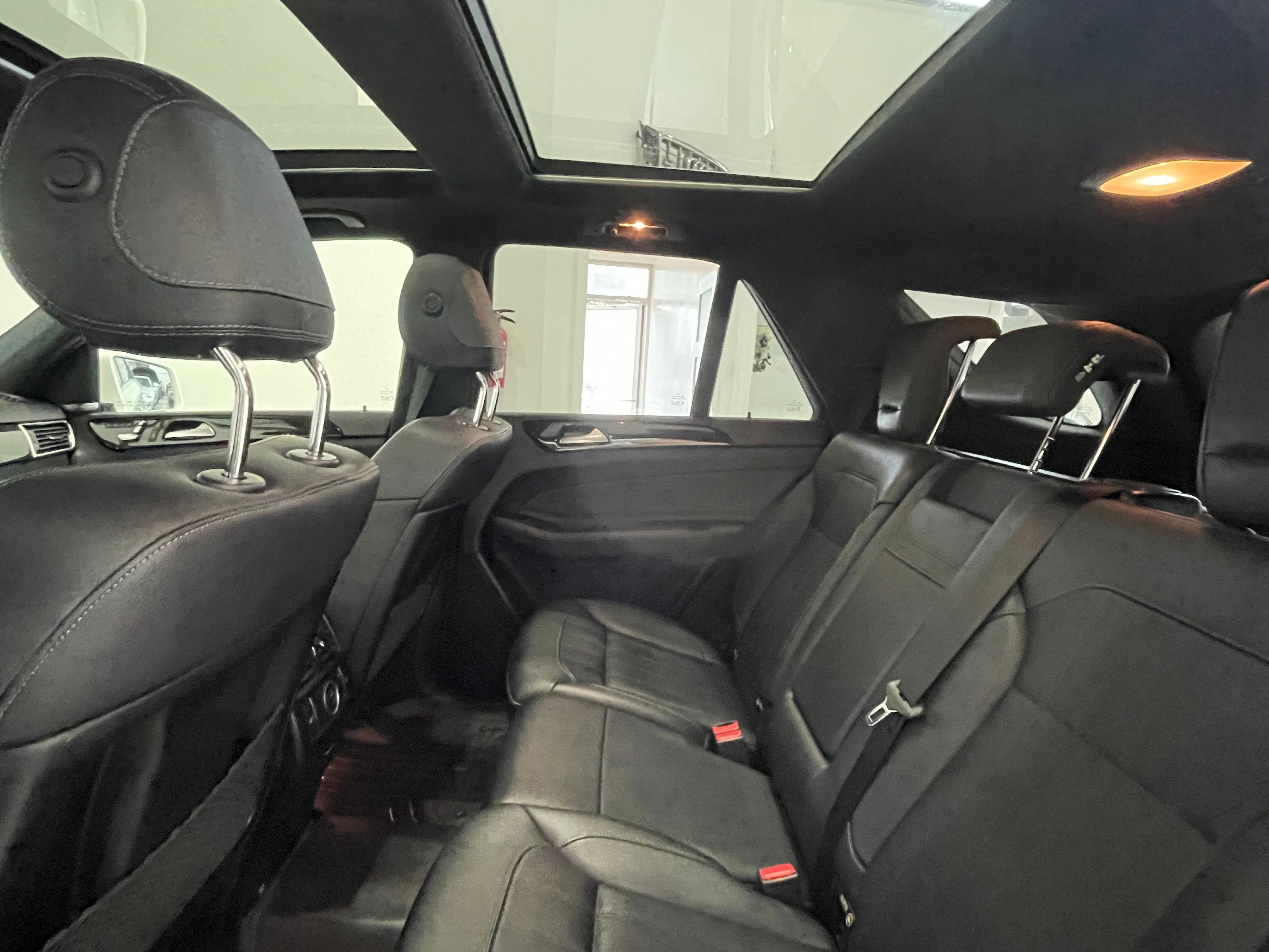 Mercedes-Benz GLE-Class 2018 - Image 21