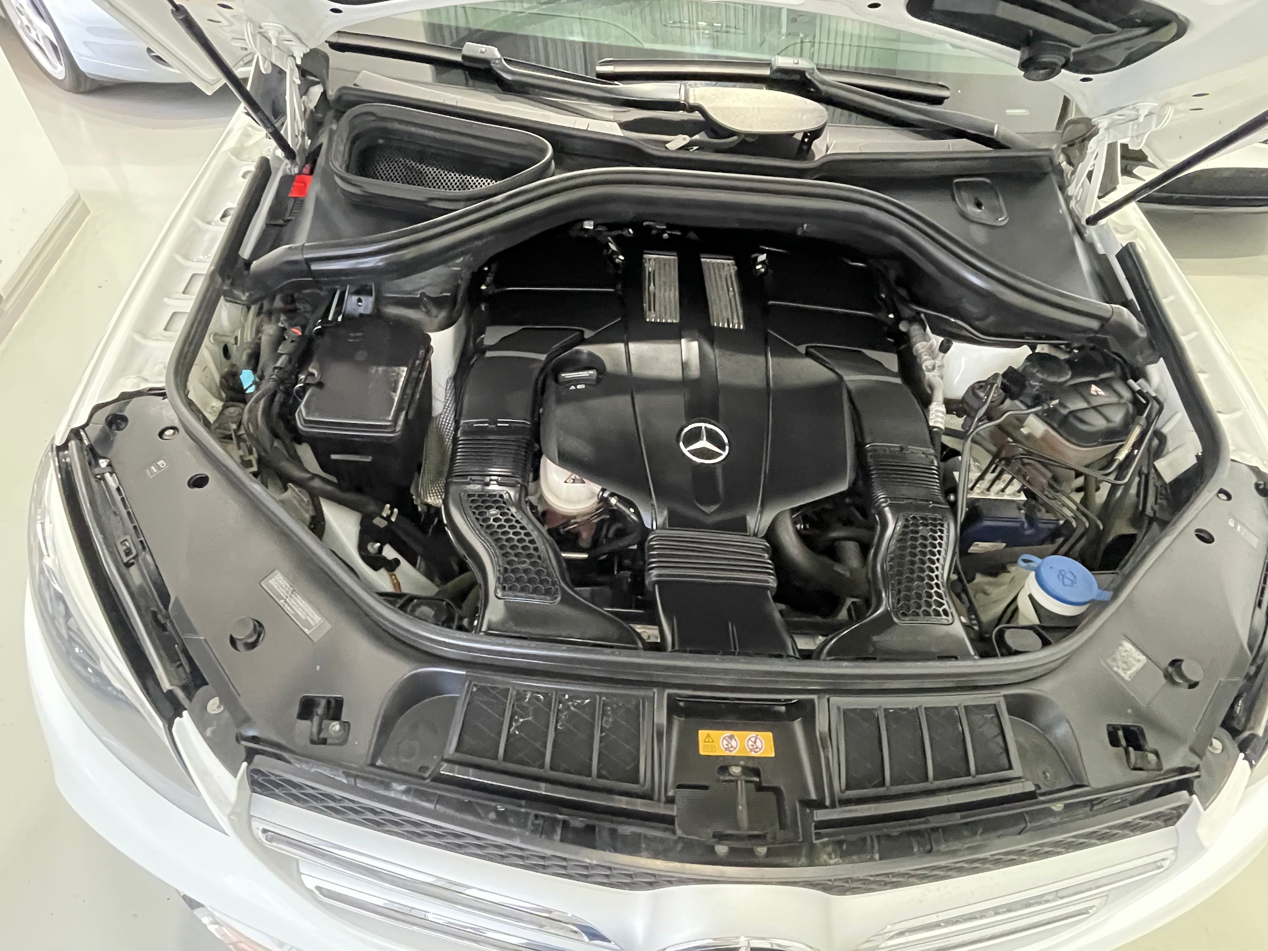 Mercedes-Benz GLE-Class 2018 - Image 30