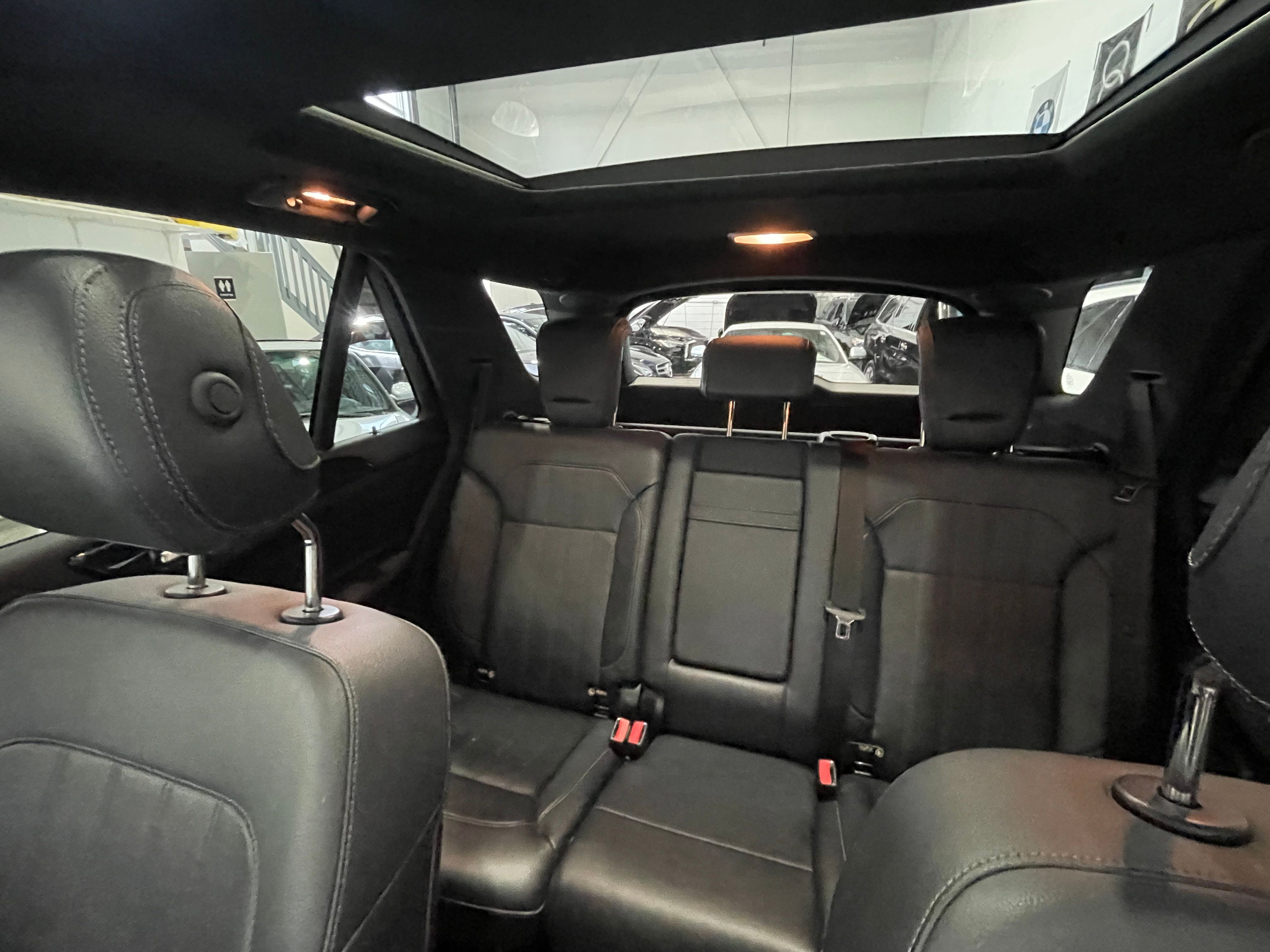 Mercedes-Benz GLE-Class 2018 - Image 32