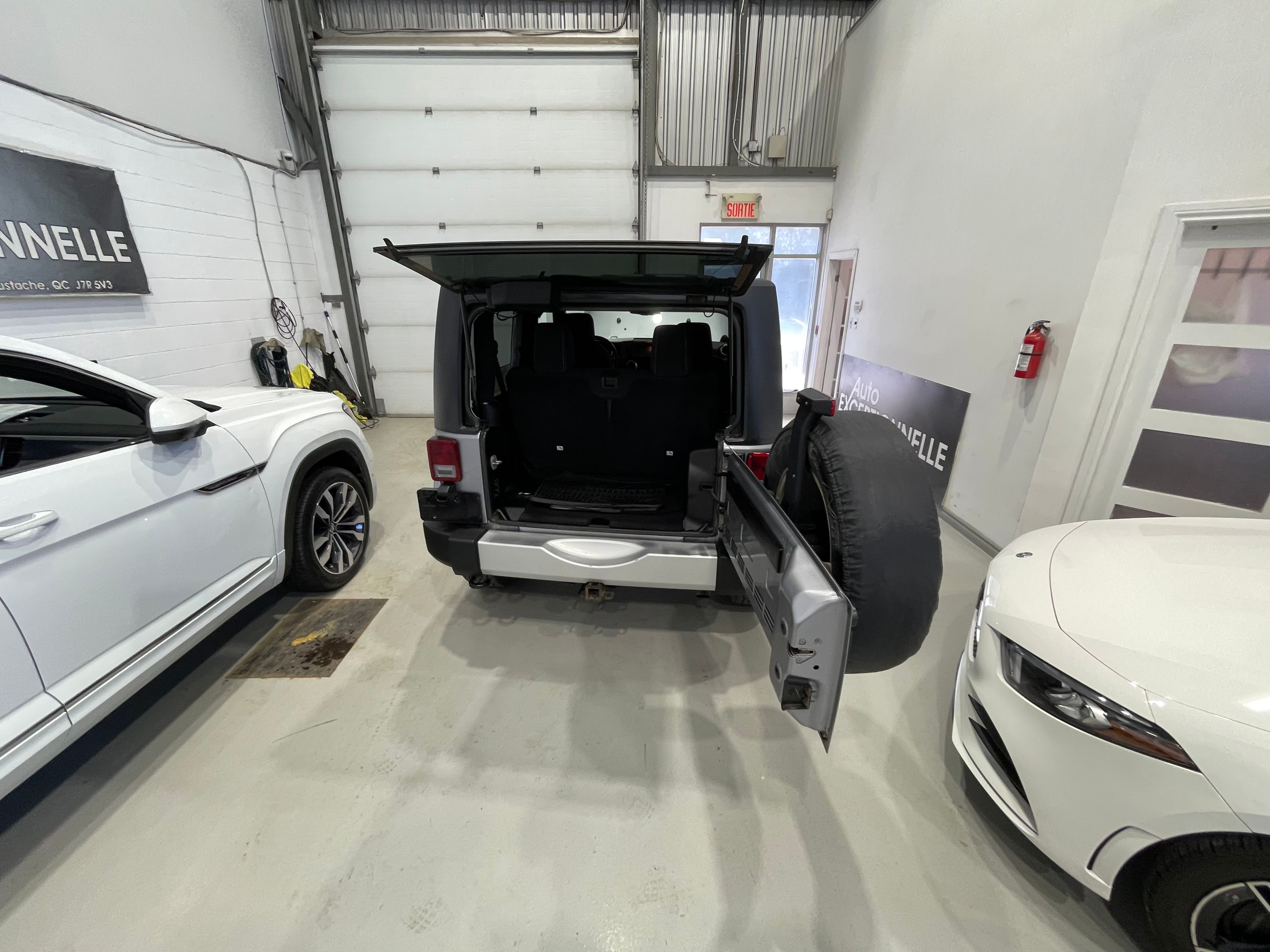 Jeep Wrangler 2013 - Image 27