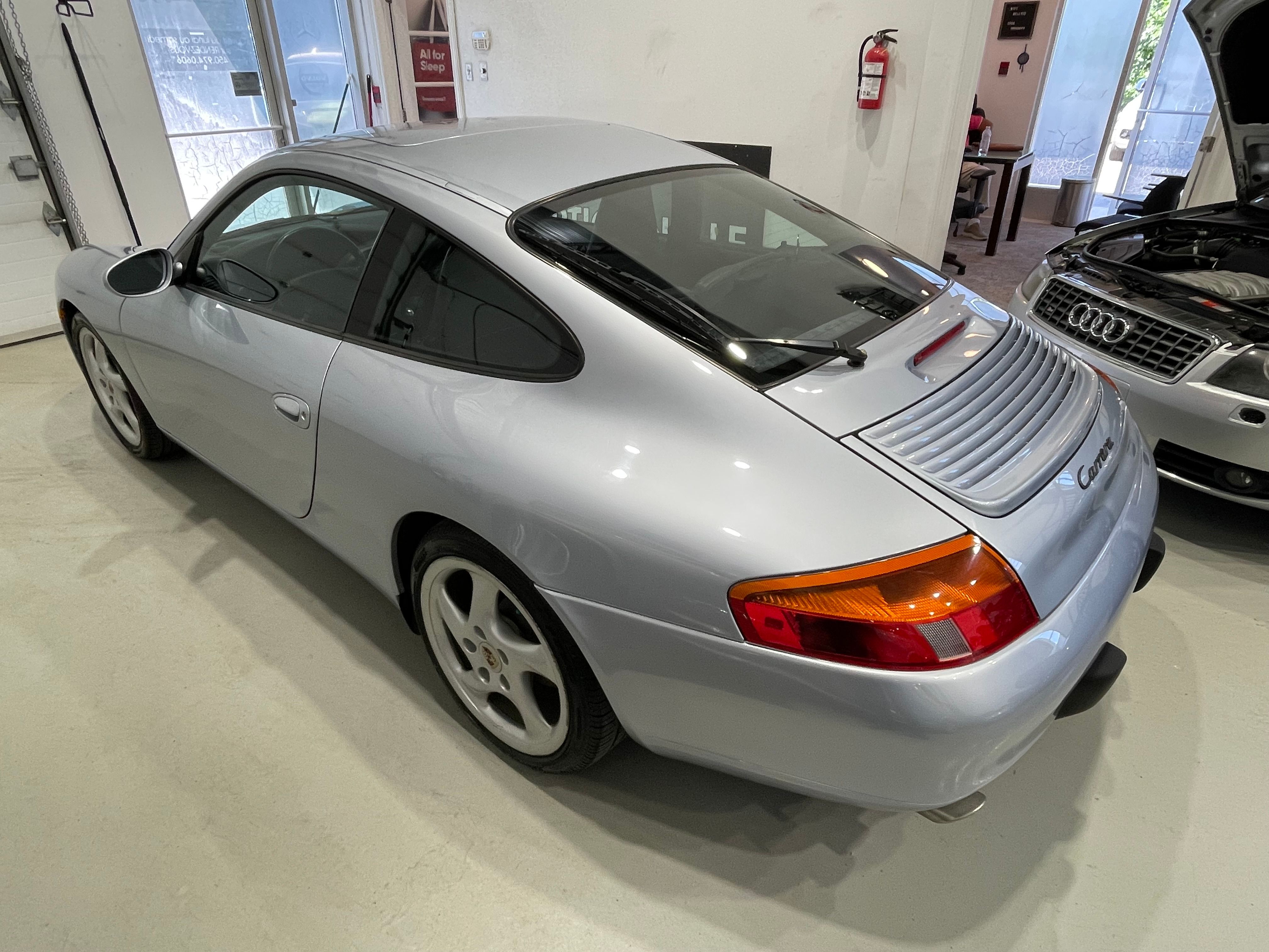 Porsche 911 1999 - Image 8