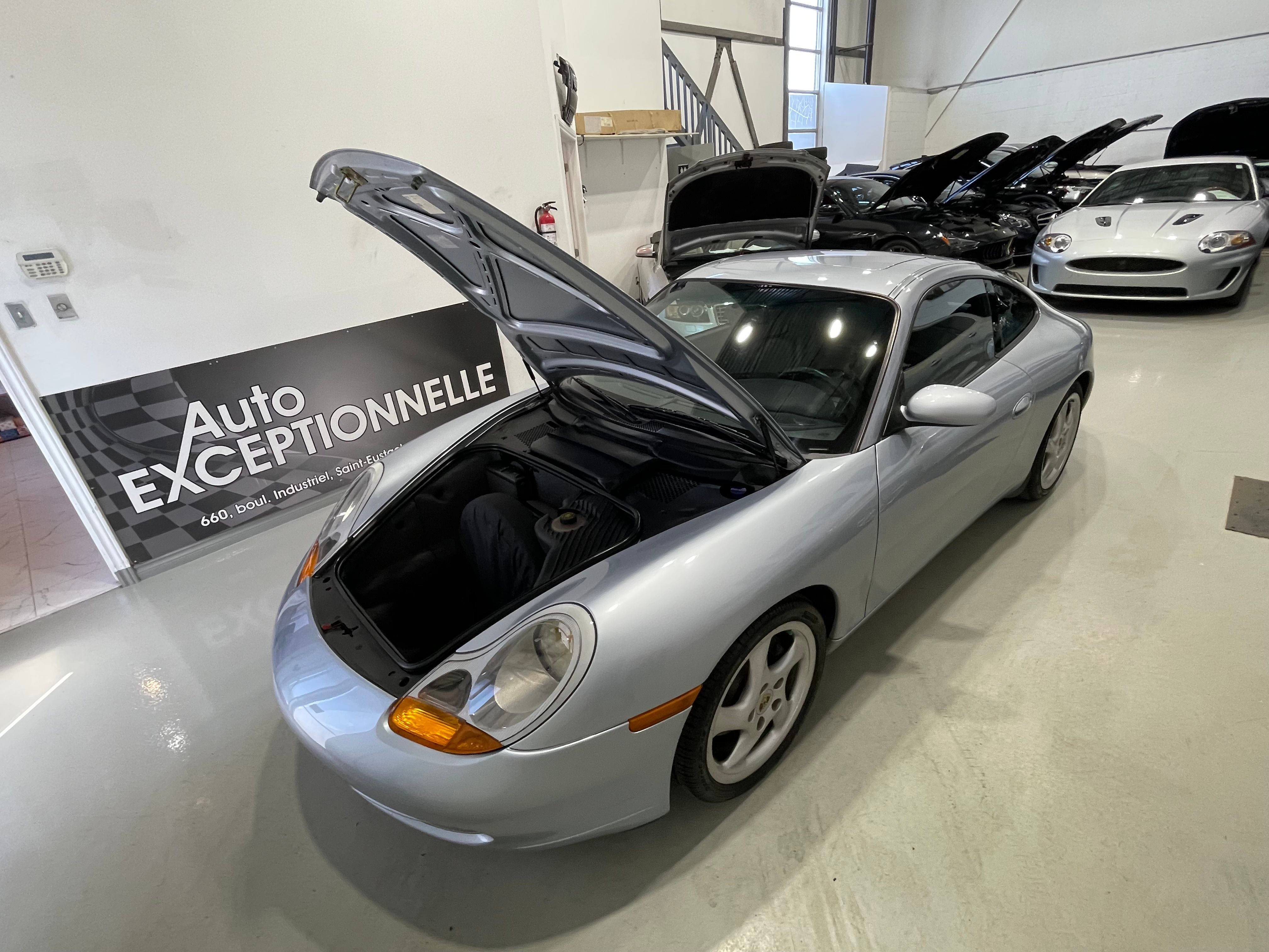 Porsche 911 1999 - Image 23