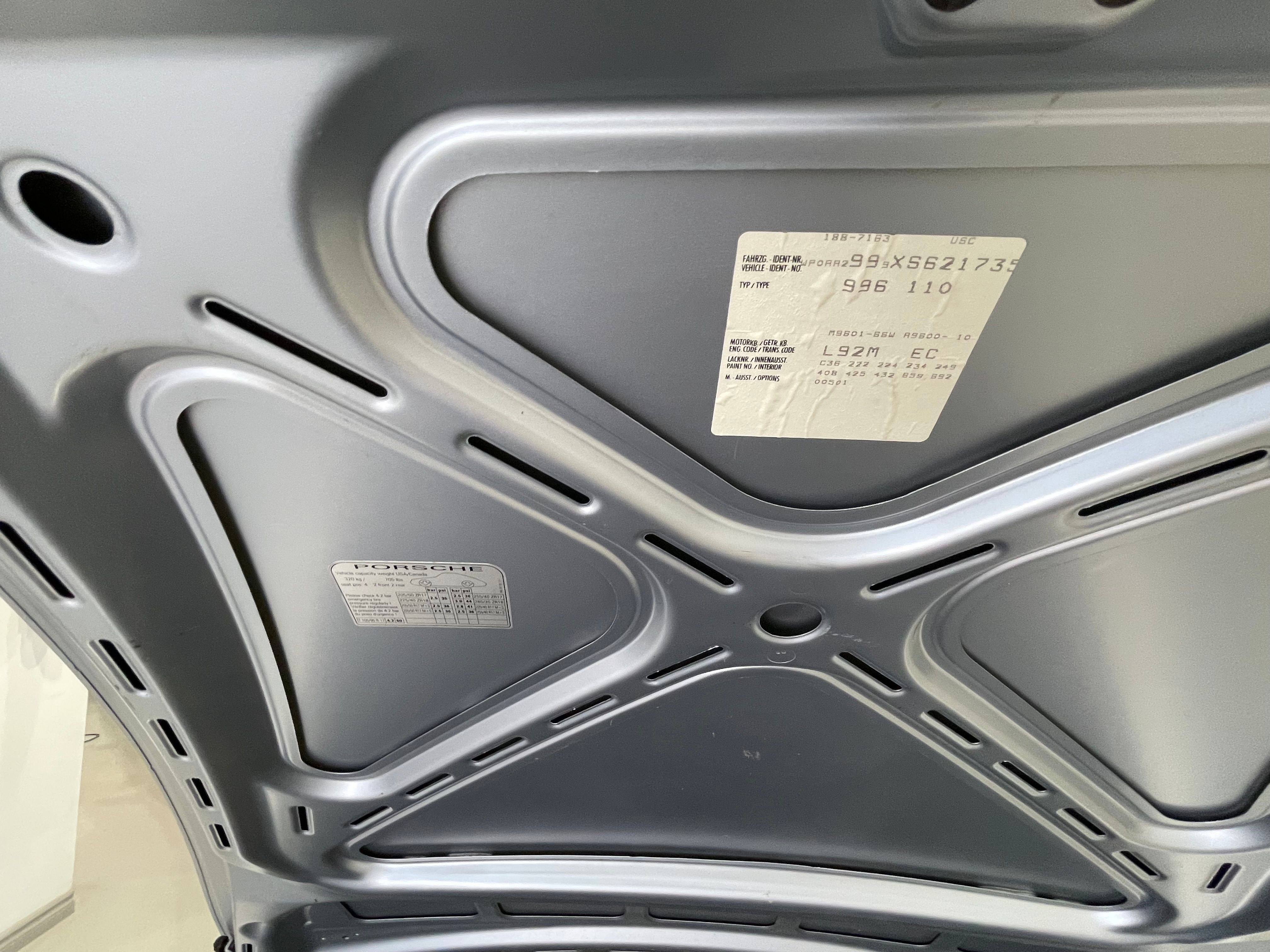 Porsche 911 1999 - Image 24