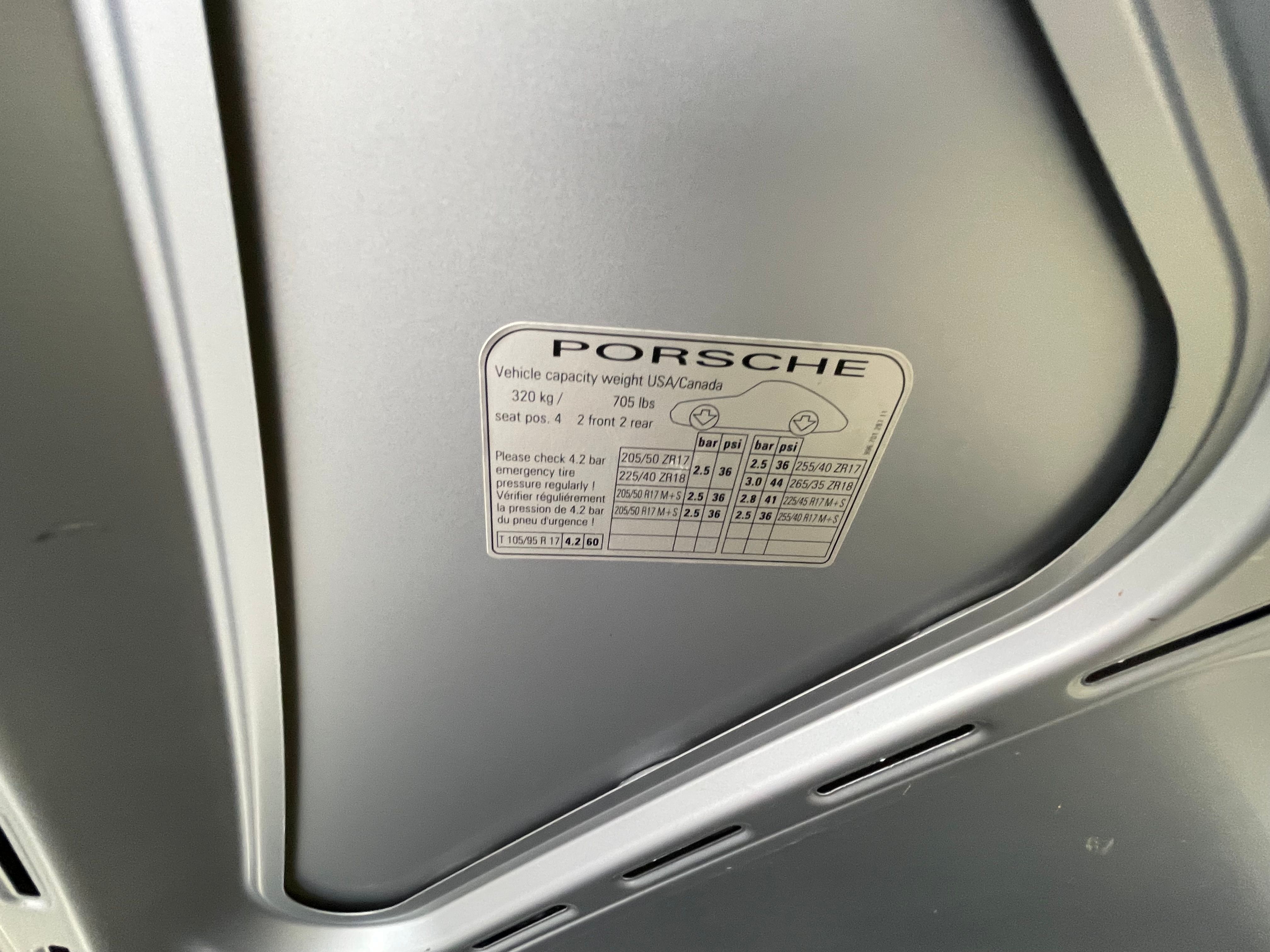 Porsche 911 1999 - Image 25