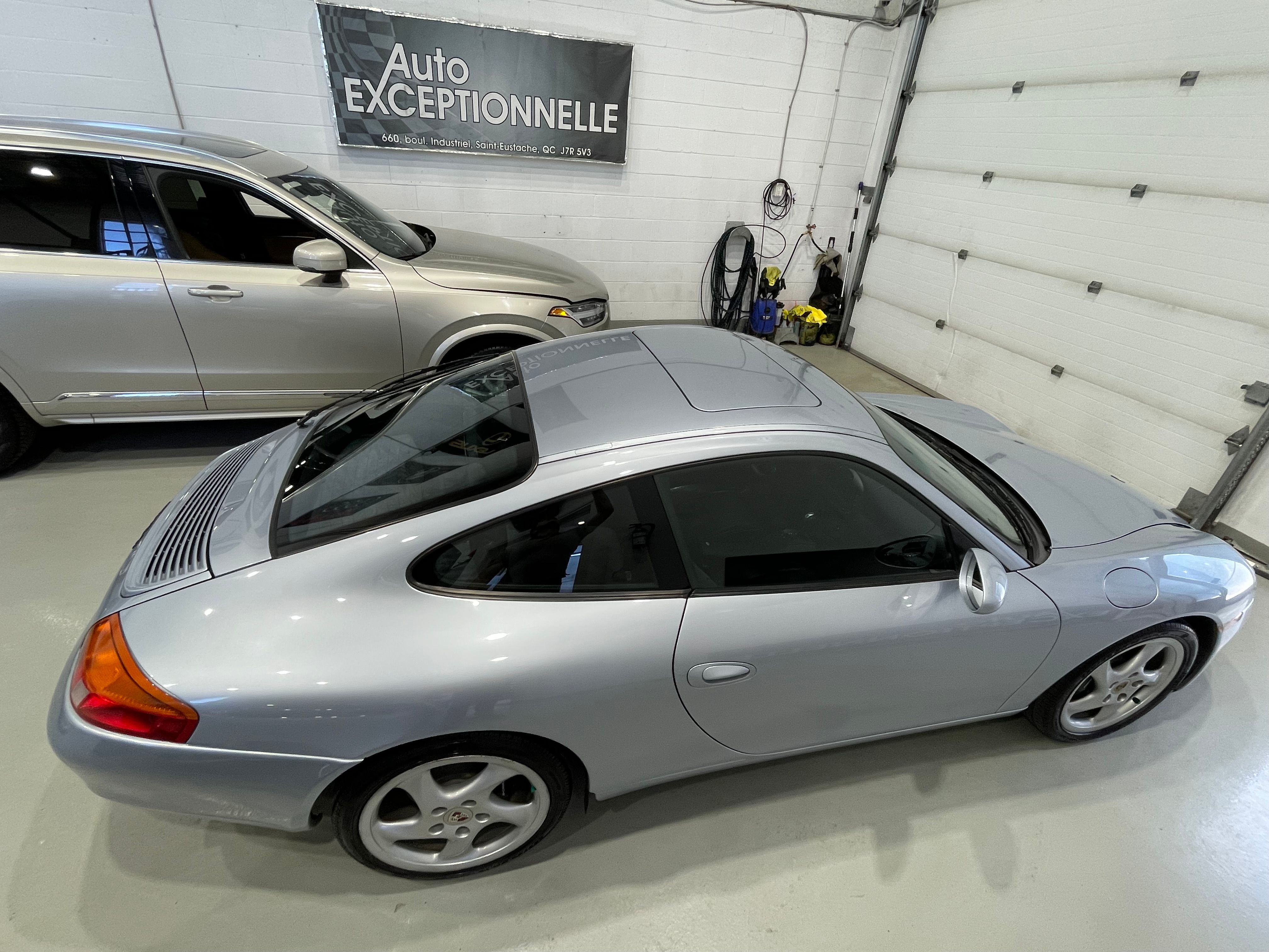 Porsche 911 1999 - Image 31