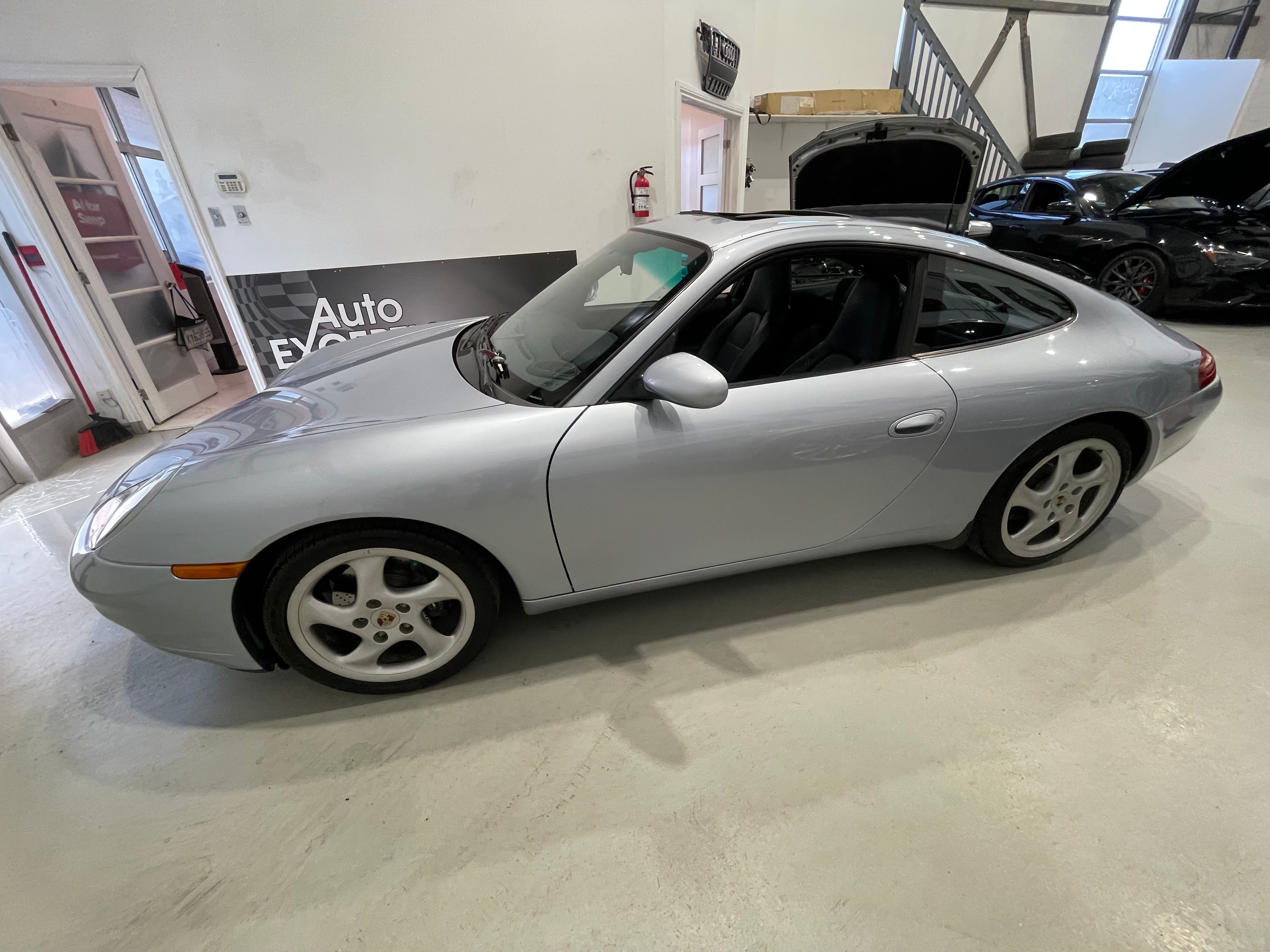 Porsche 911 1999 - Image 41