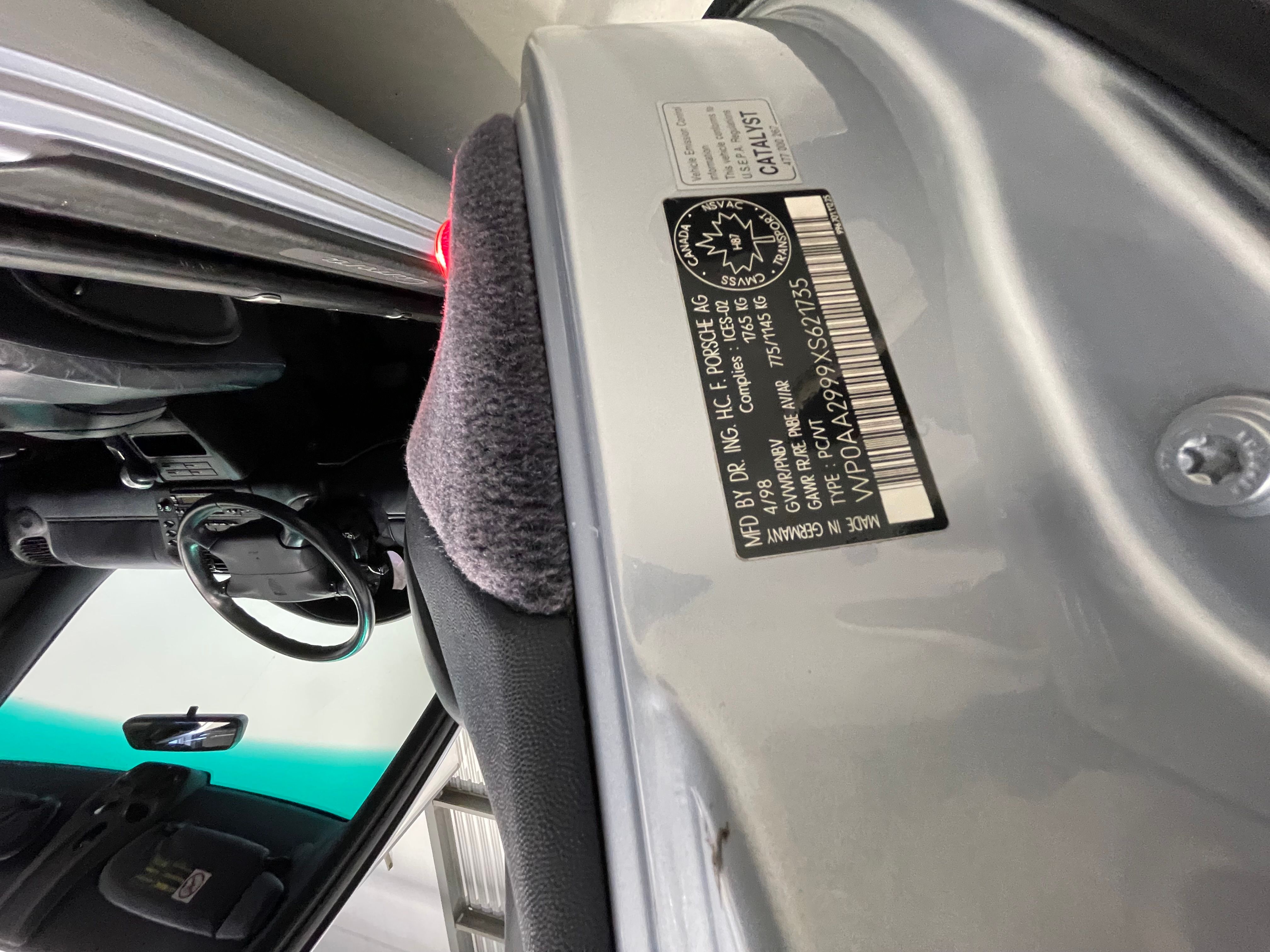 Porsche 911 1999 - Image 42