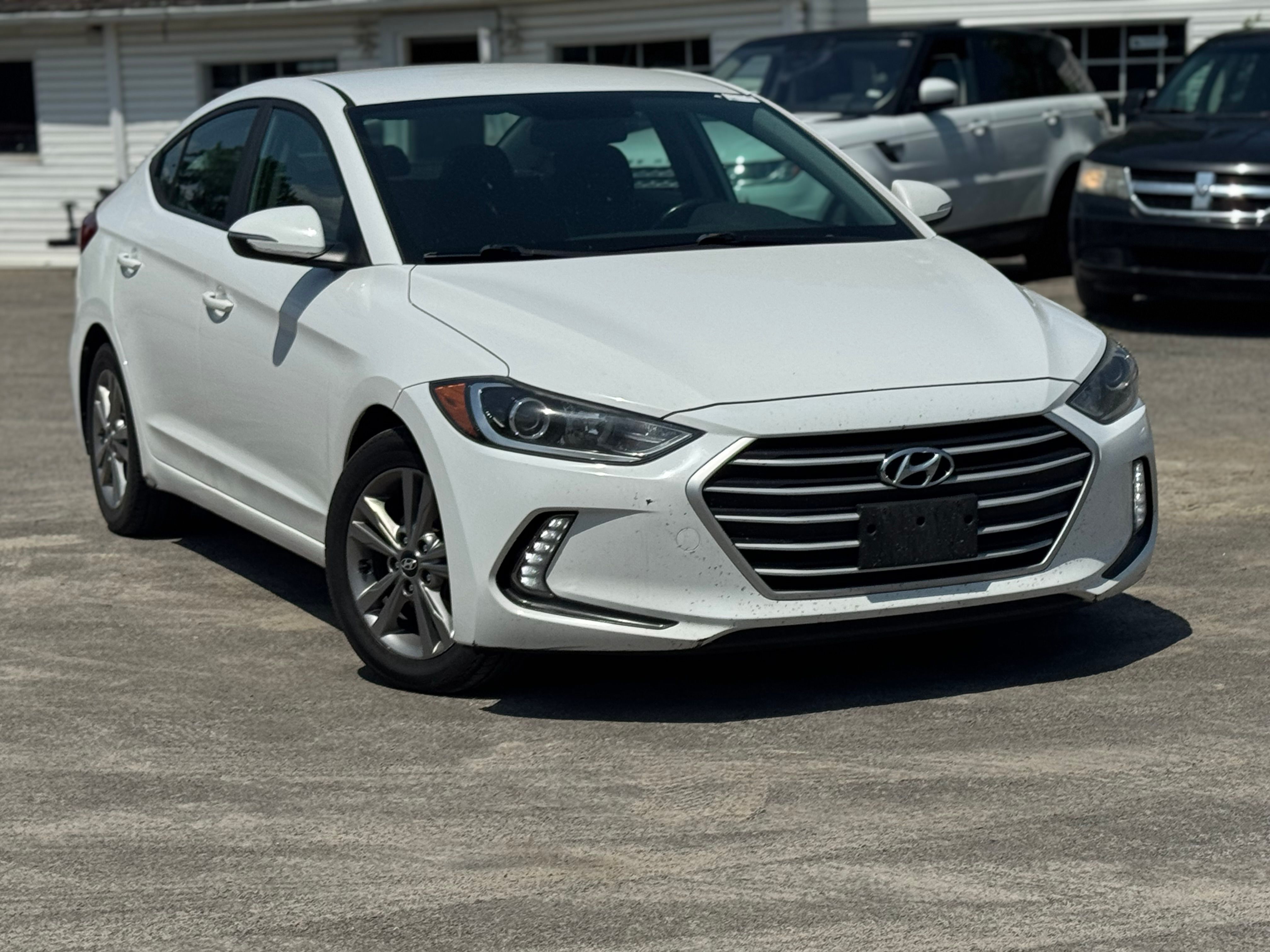 Hyundai Elantra 2017 - Image 3