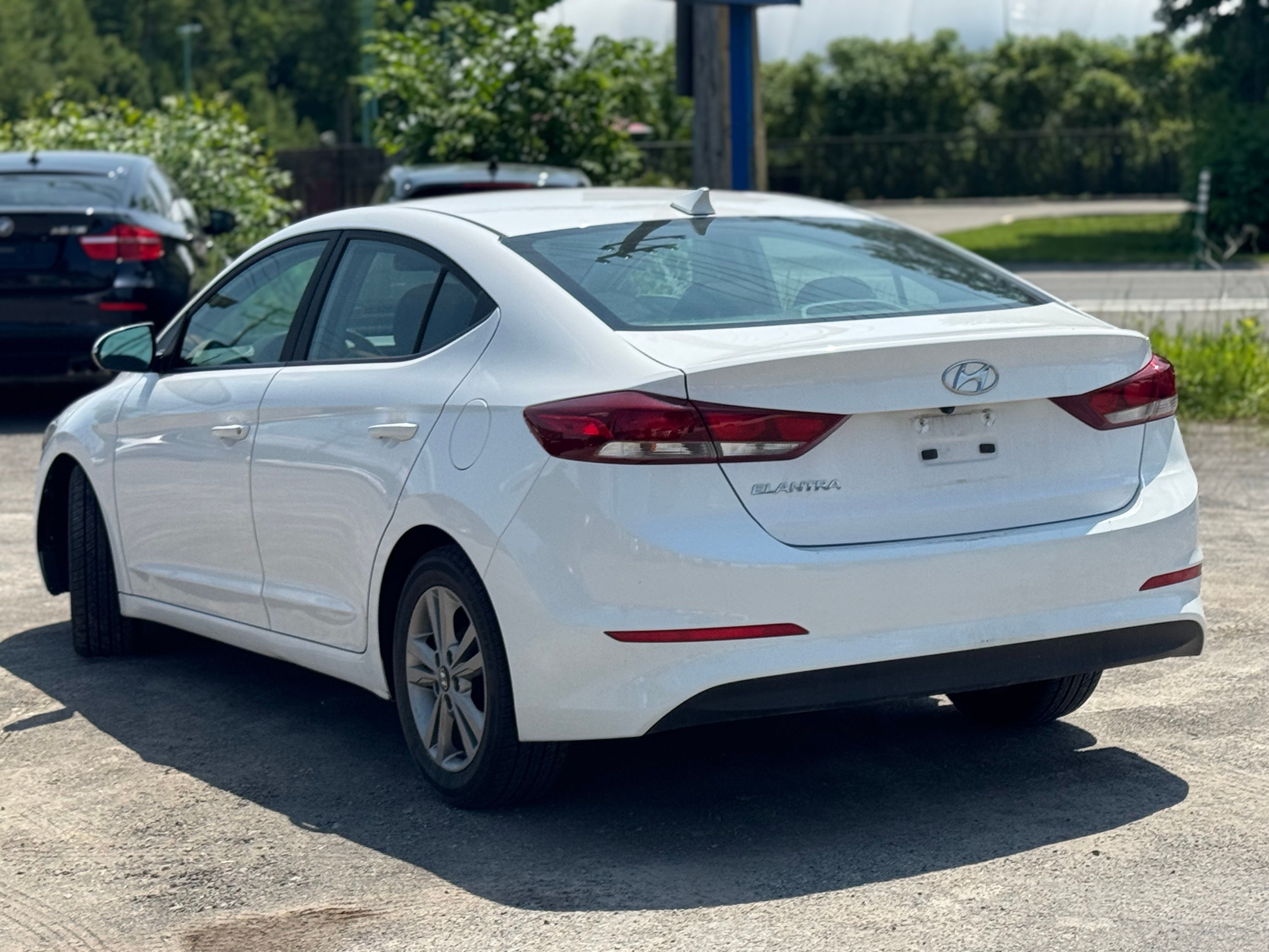 Hyundai Elantra 2017 - Image 7