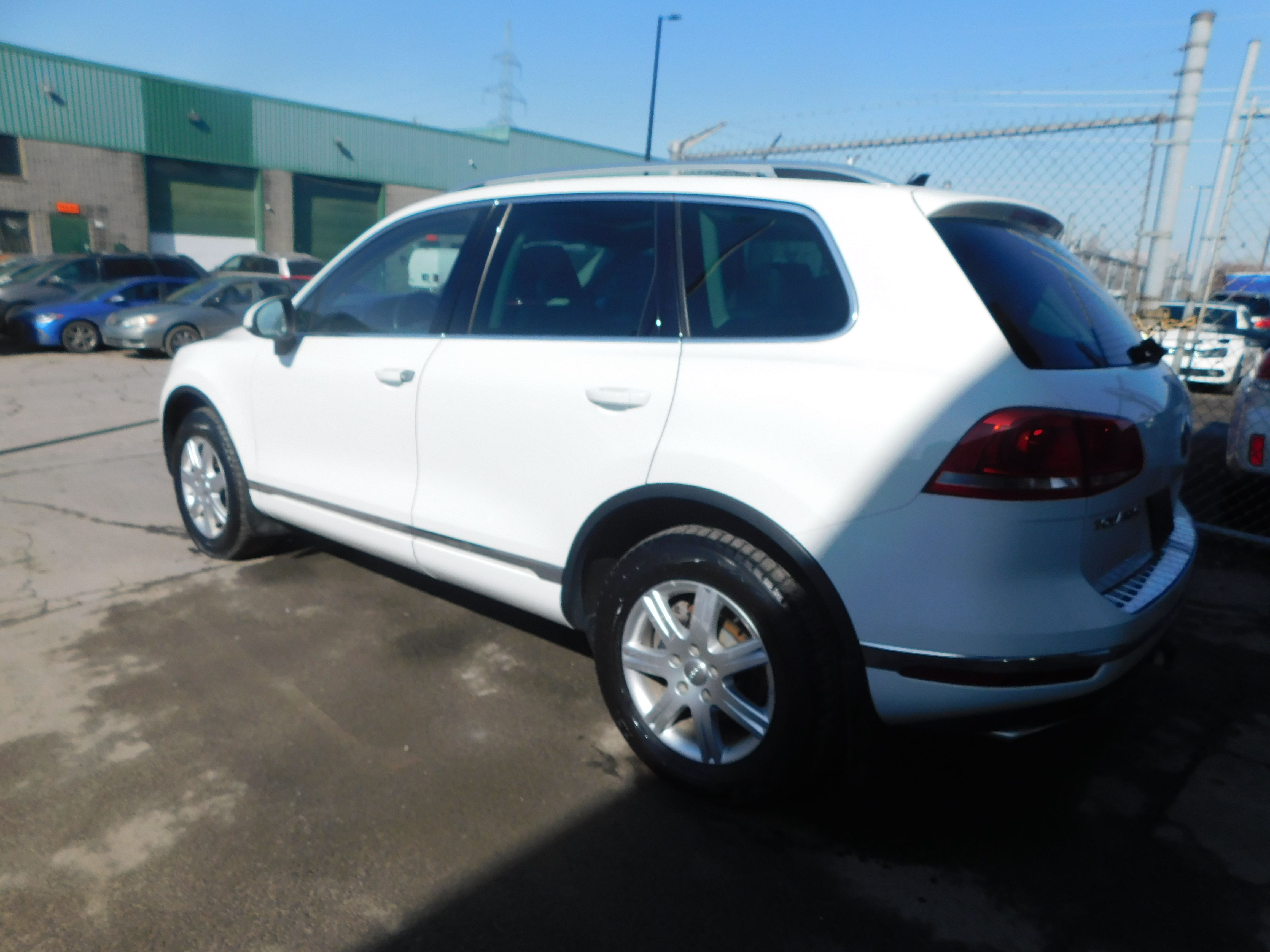 Volkswagen Touareg 2016 - Image 13