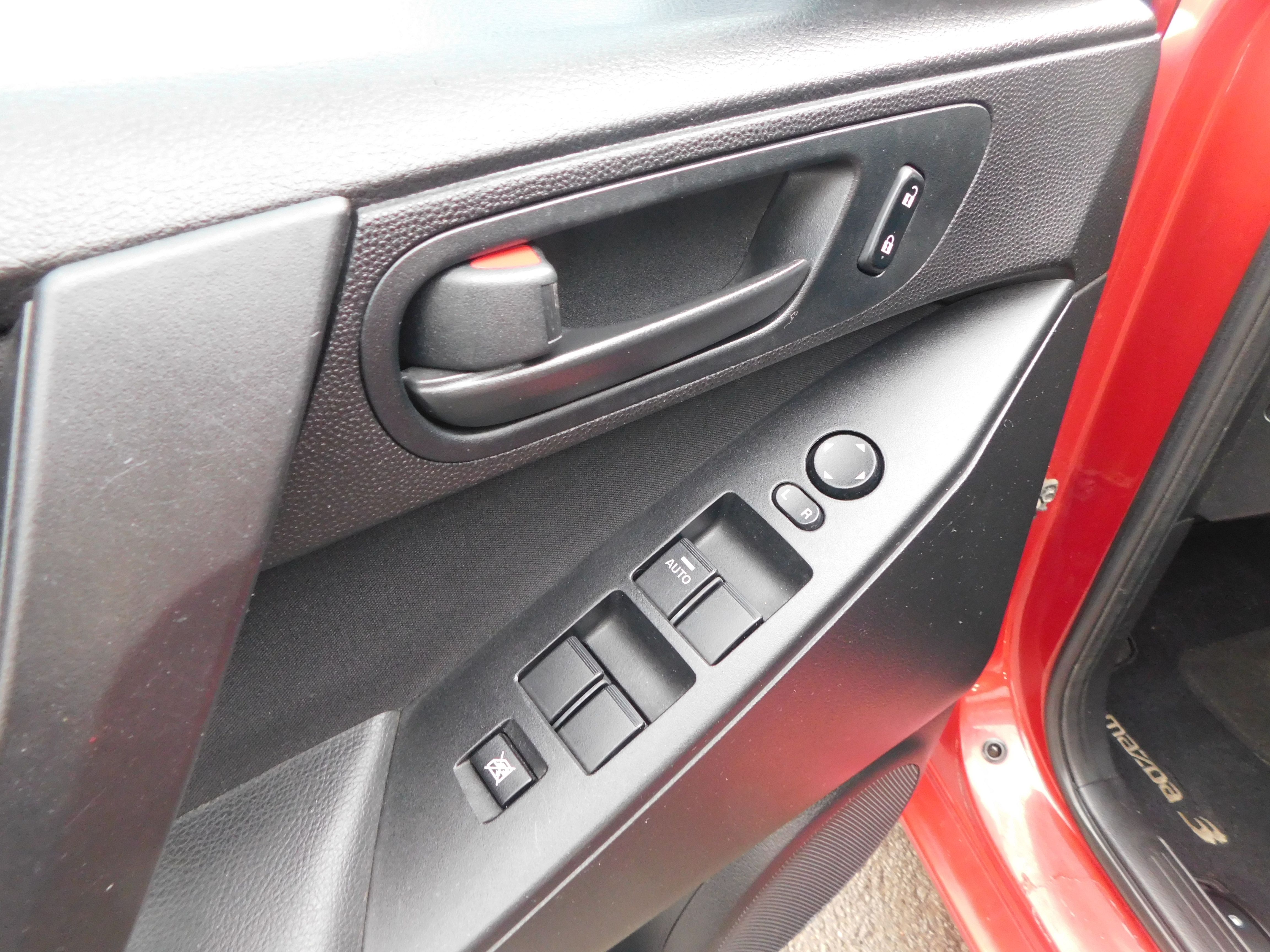Mazda mazda3 2010 - Image 24