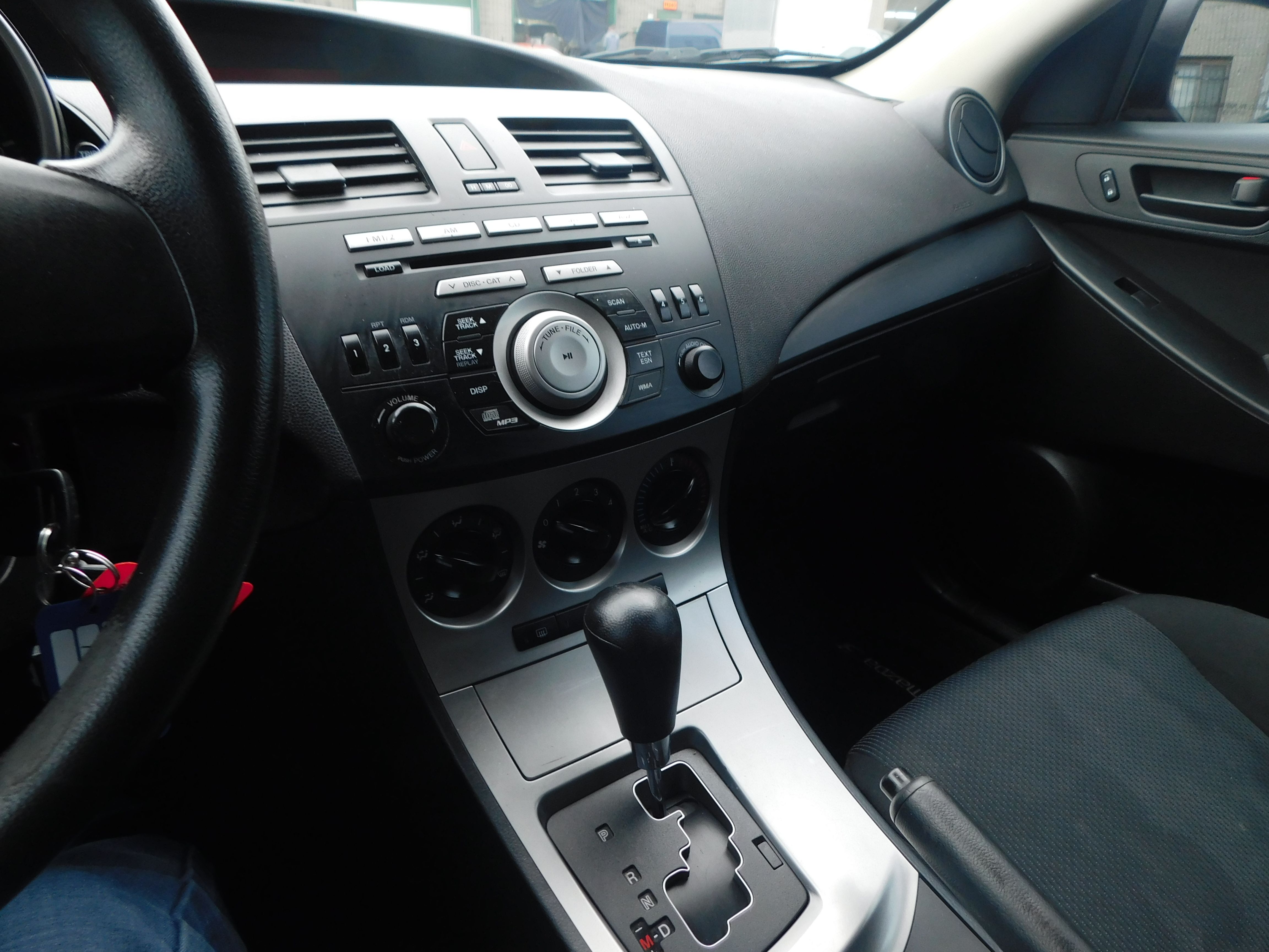 Mazda mazda3 2010 - Image 34