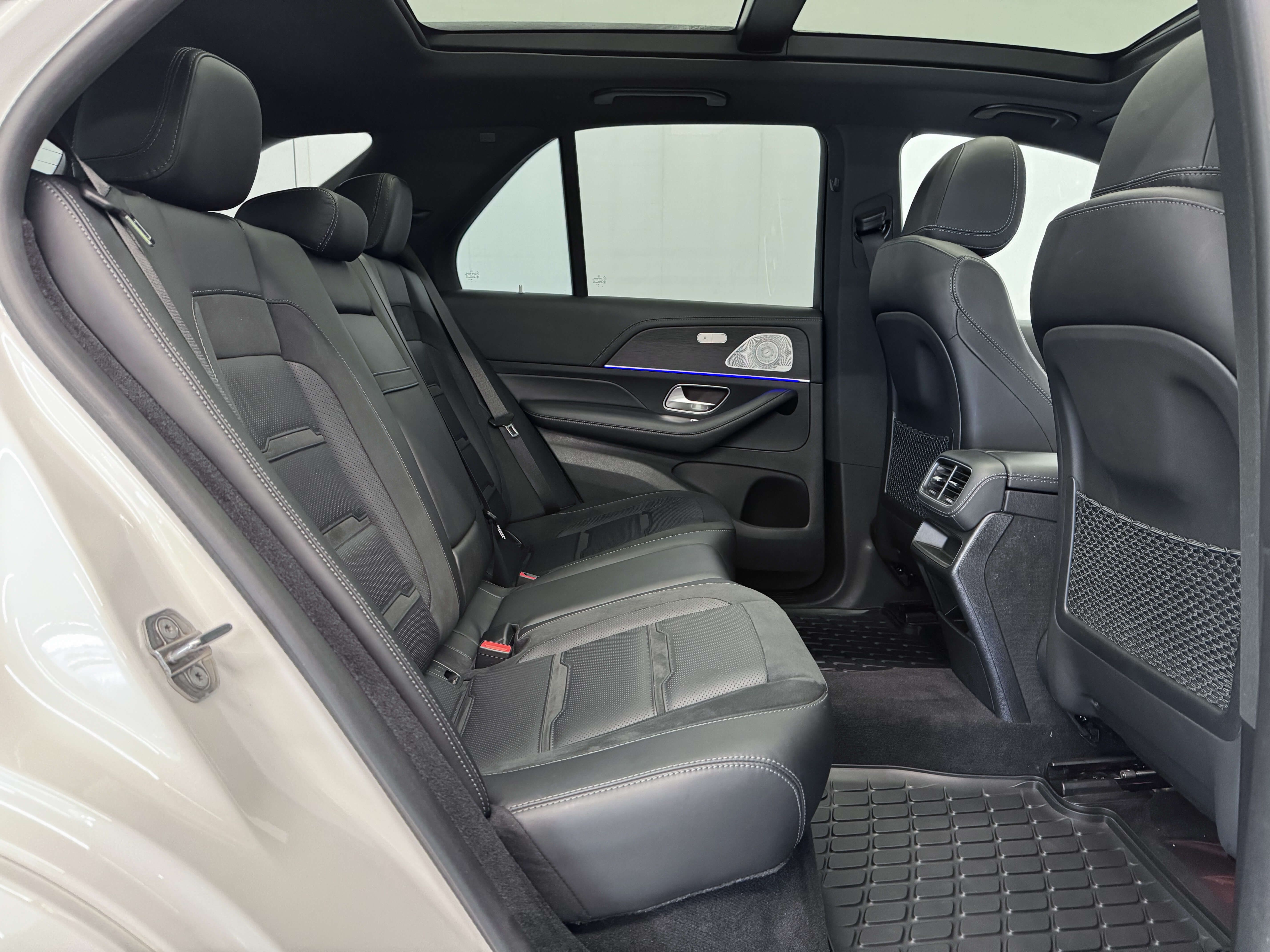 Mercedes-Benz GLE-Class 2020 - Image 23