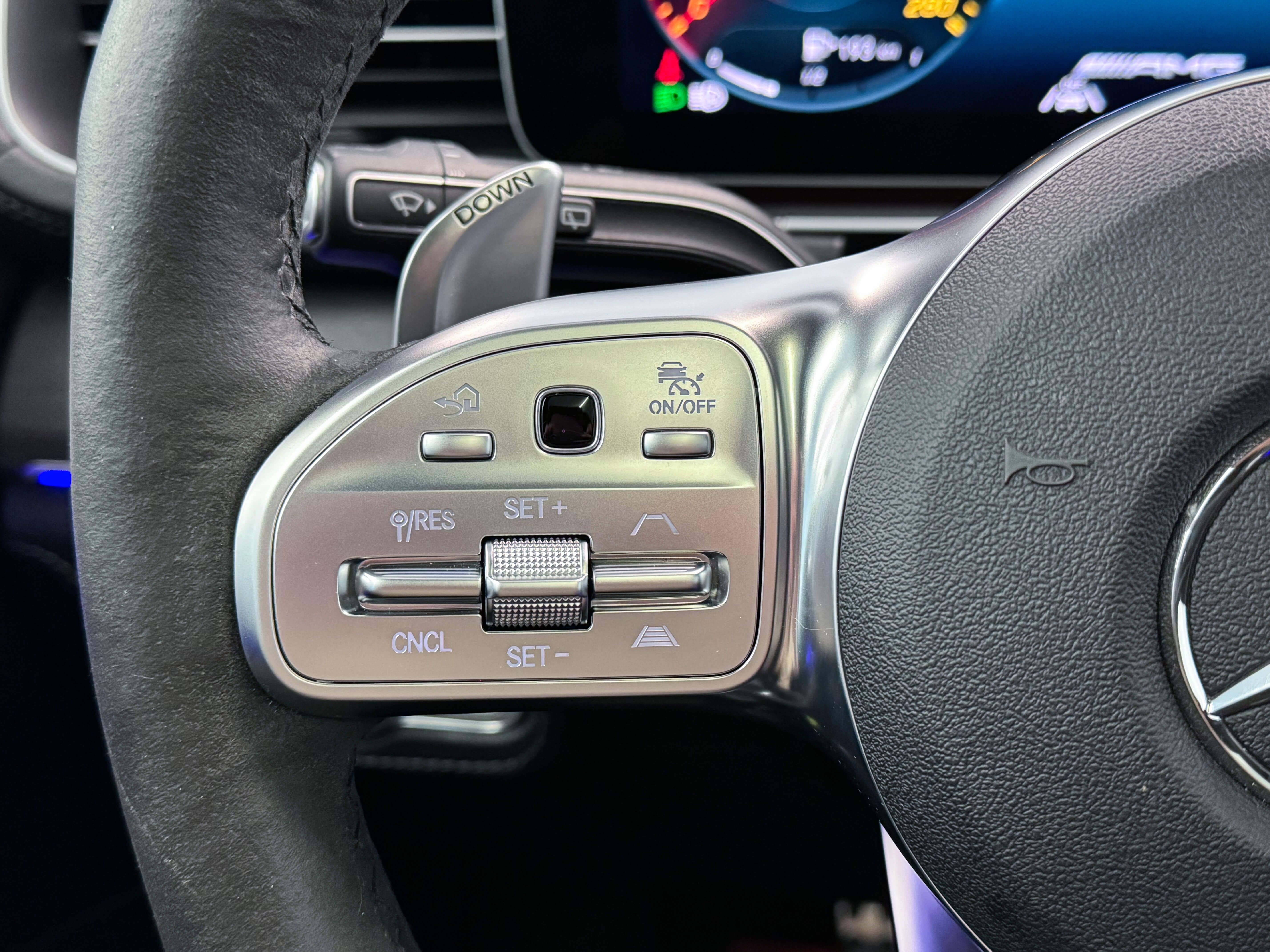 Mercedes-Benz GLE-Class 2020 - Image 29