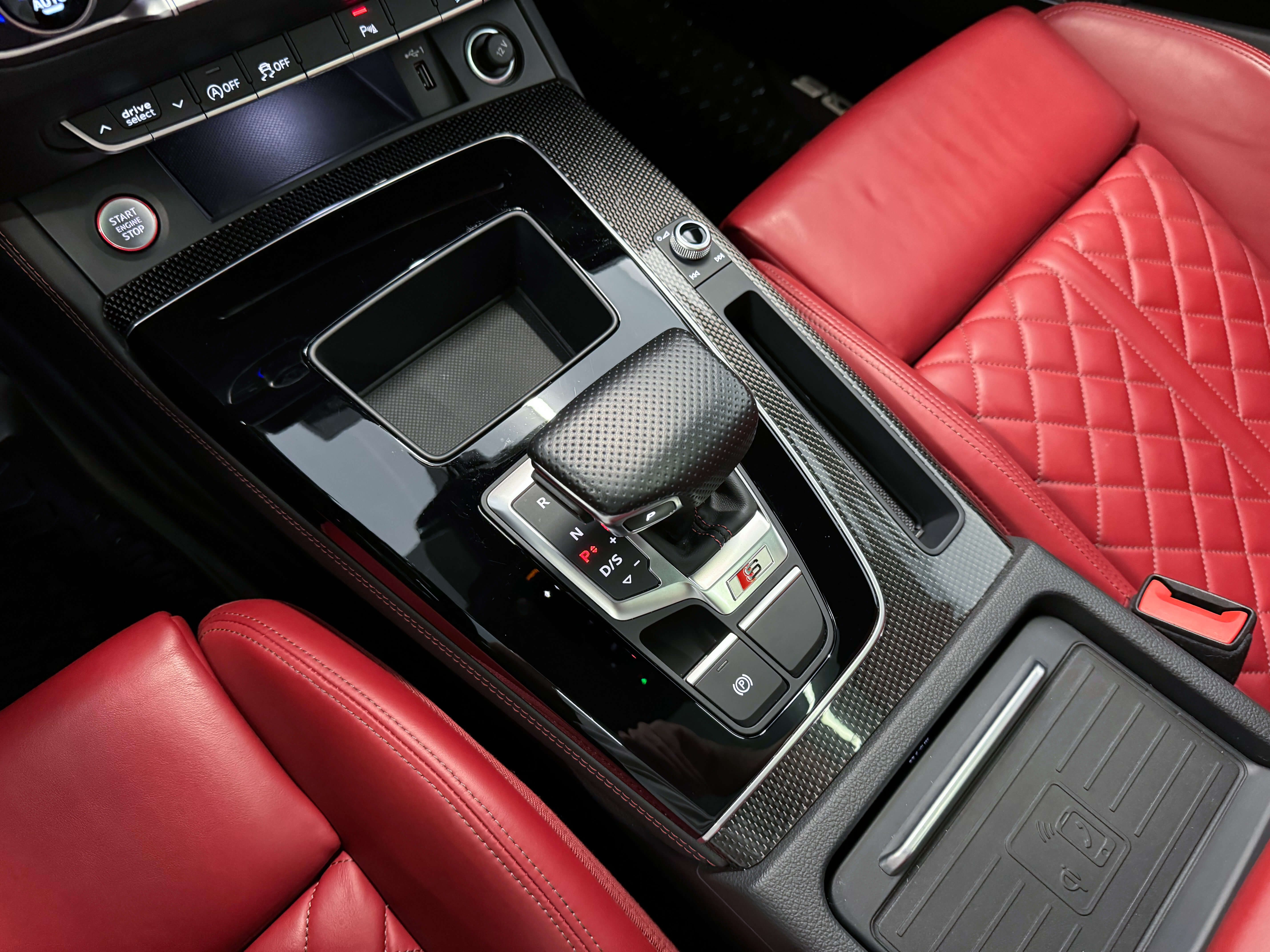 Audi SQ5 2022 - Image 28