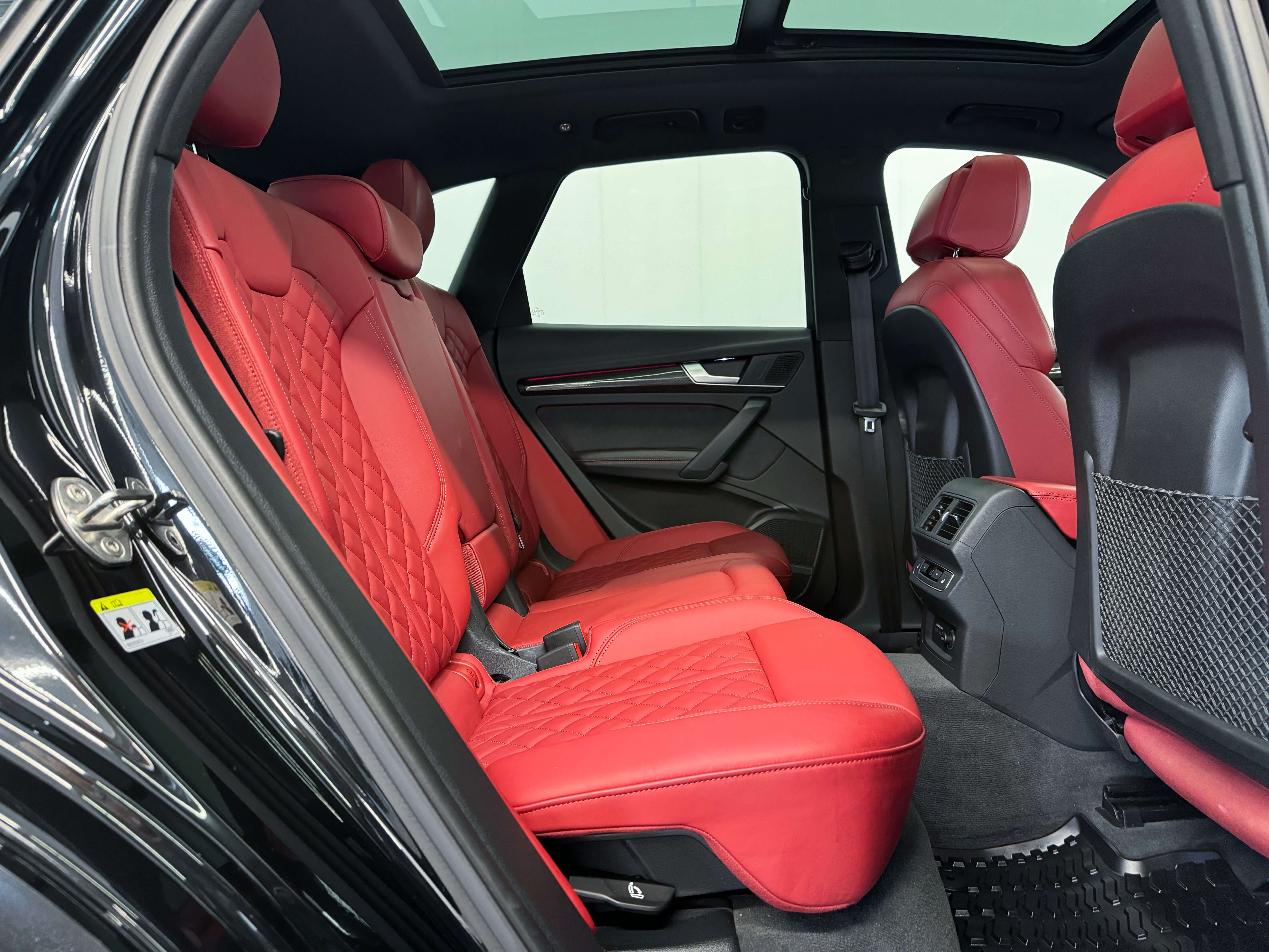 Audi SQ5 2022 - Image 24