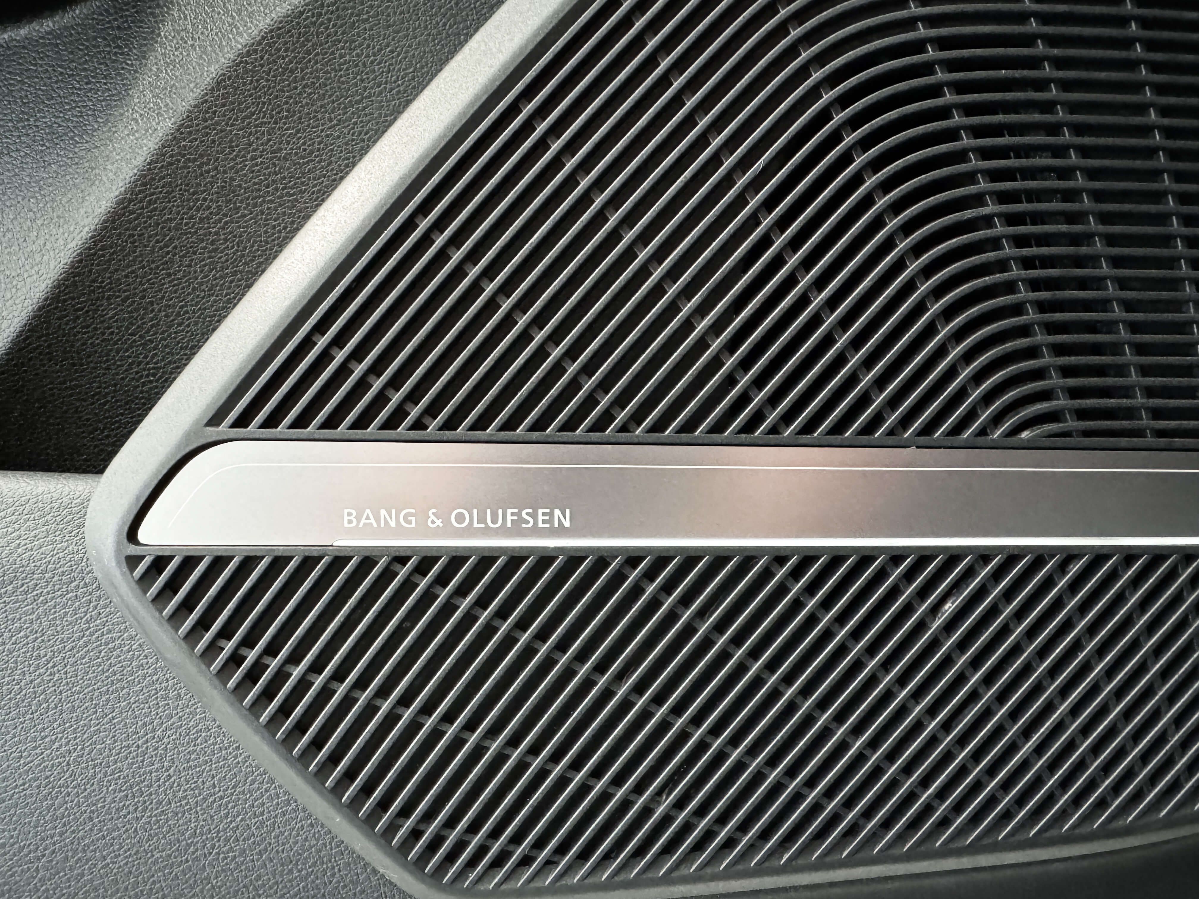Audi SQ5 2022 - Image 29