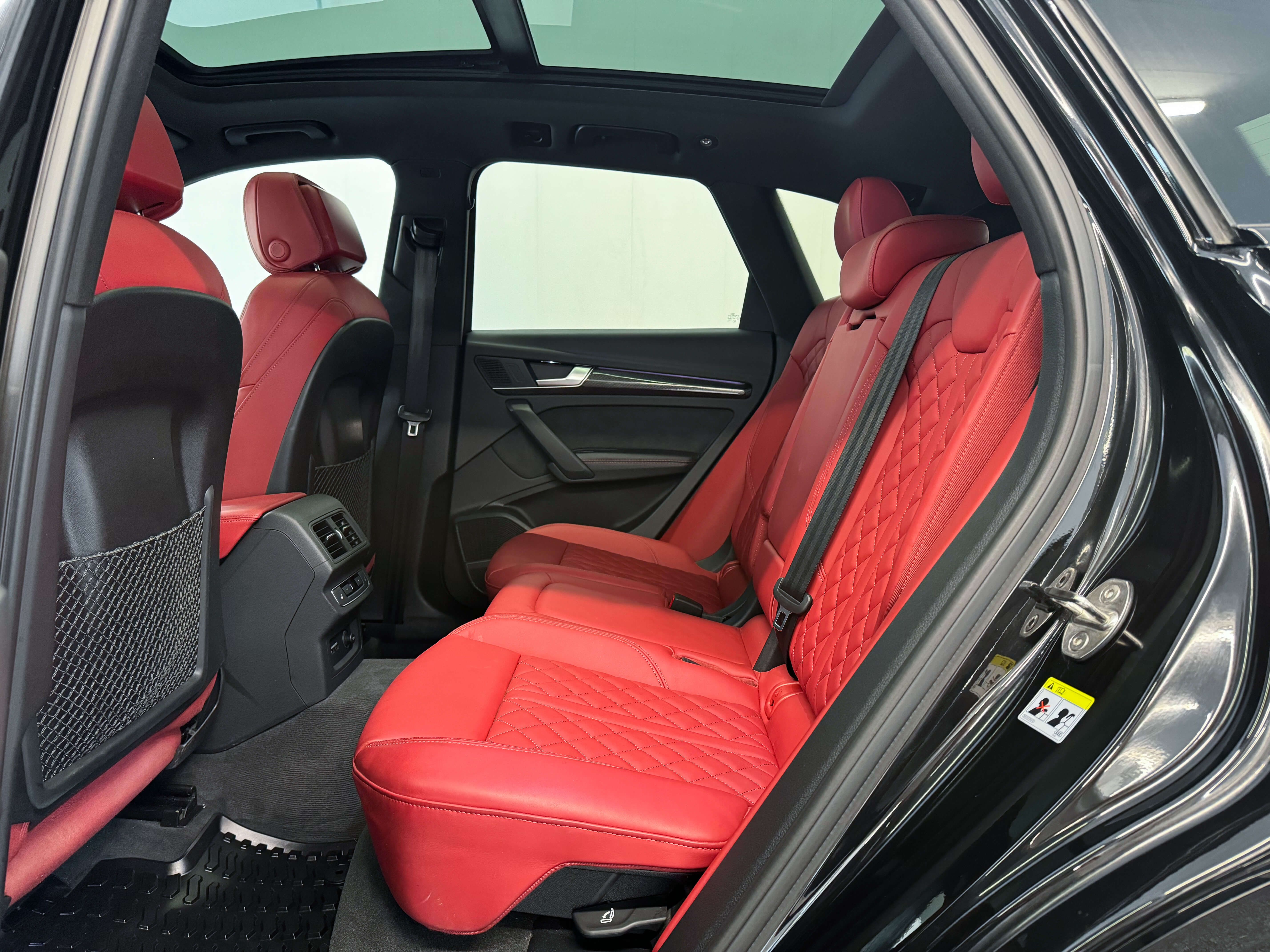 Audi SQ5 2022 - Image 22