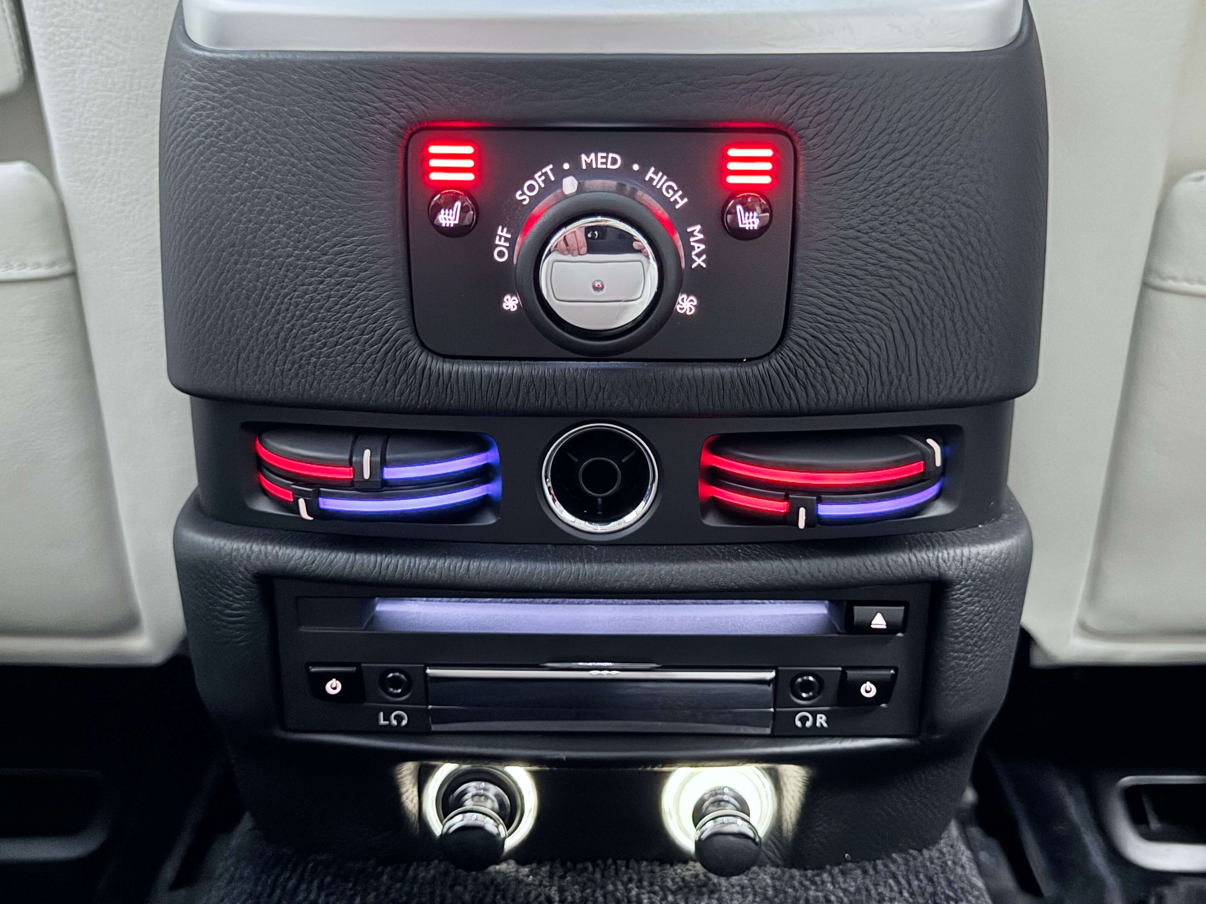 Rolls-Royce Ghost 2013 - Image 25