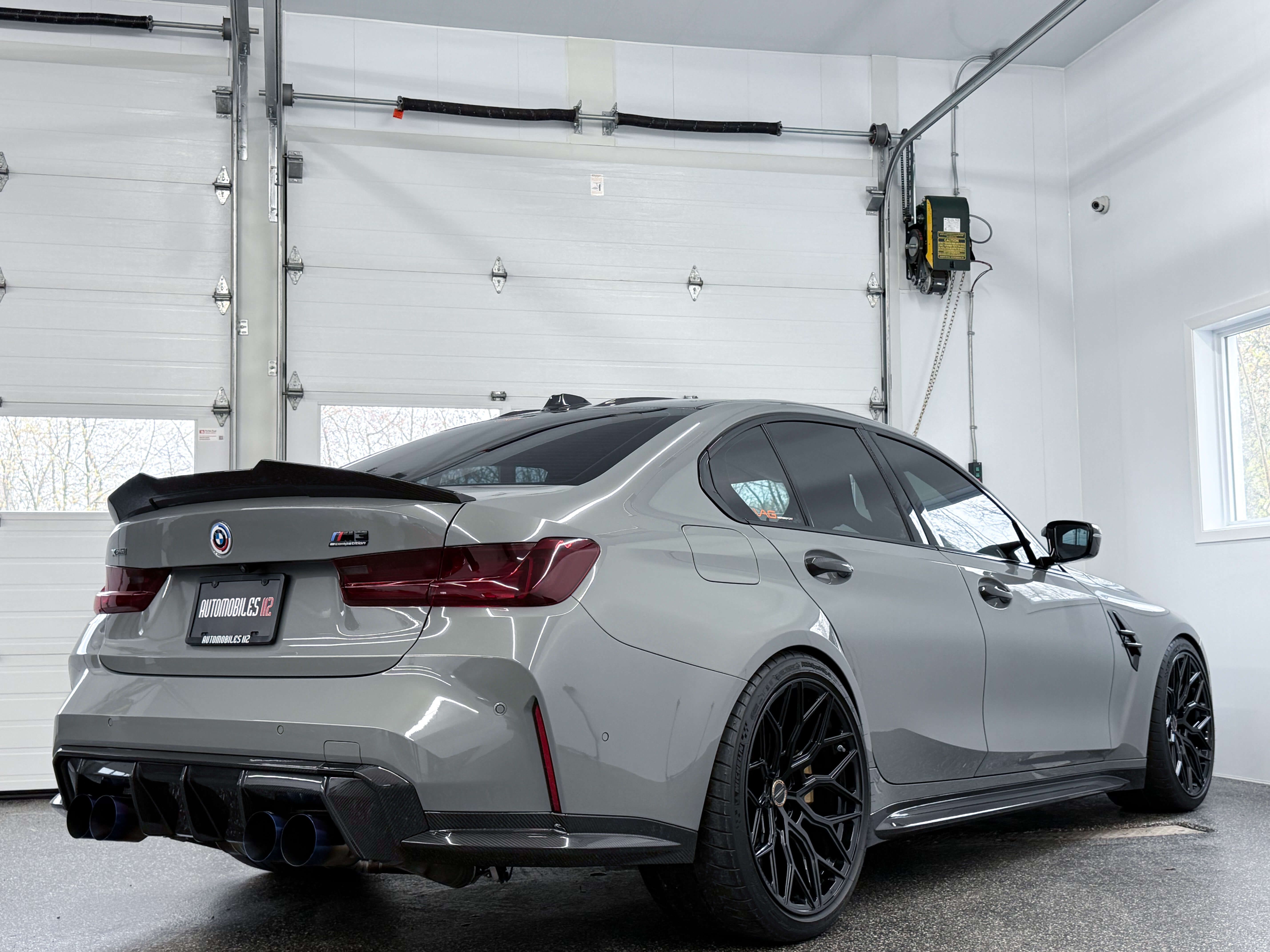 BMW M3 Sedan 2023 - Image 25