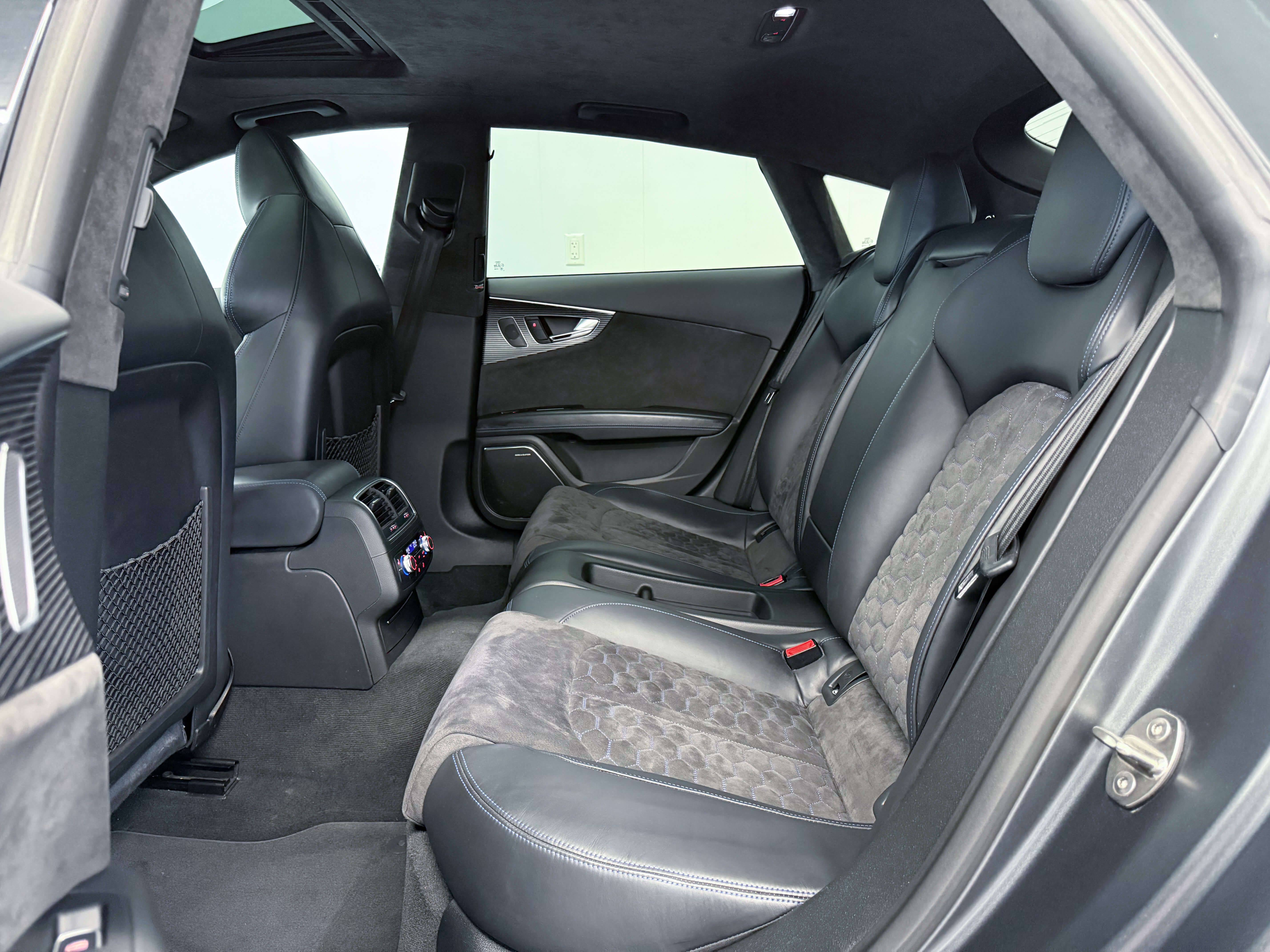 Audi RS7 2017 - Image 26