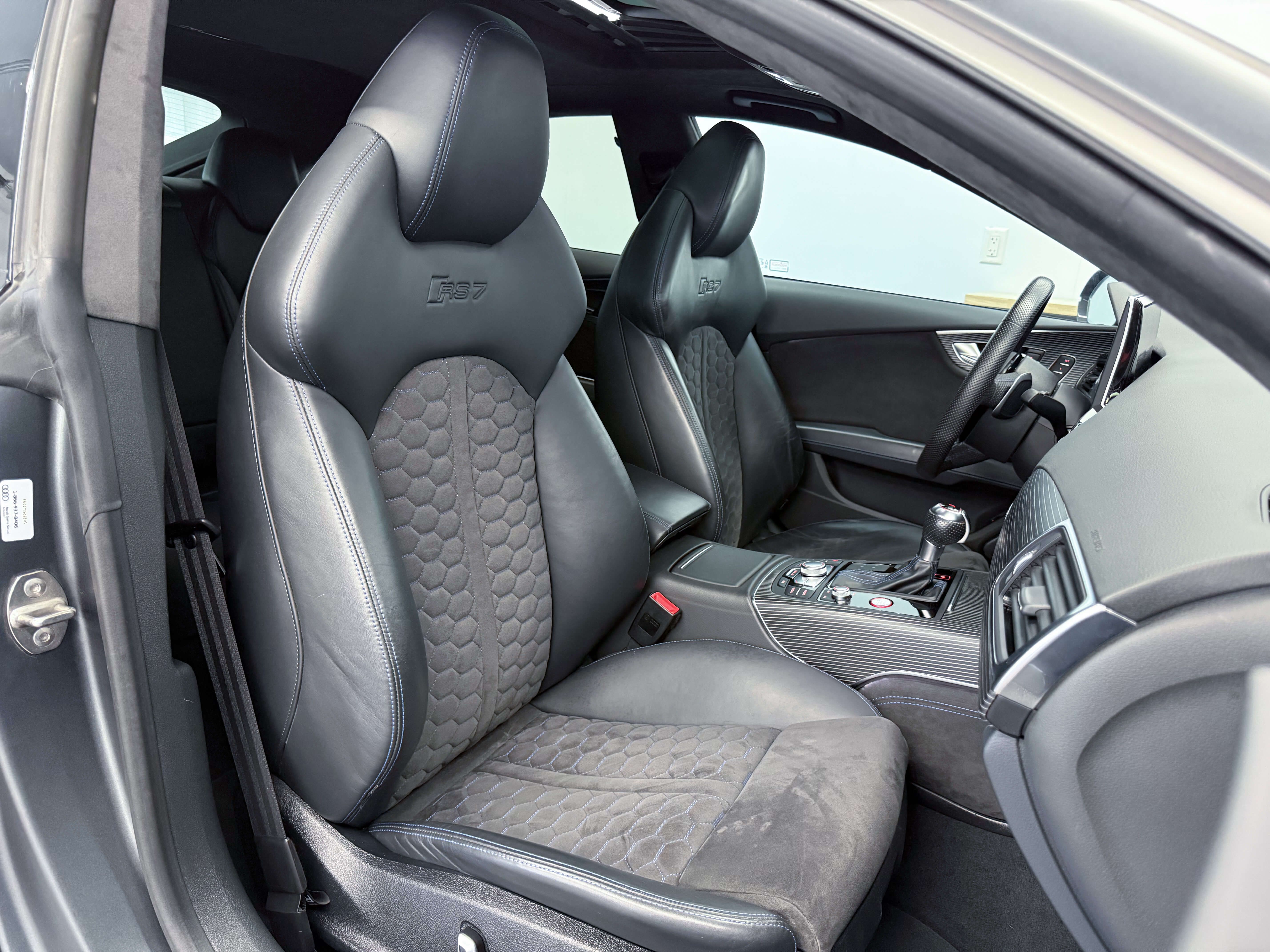Audi RS7 2017 - Image 24