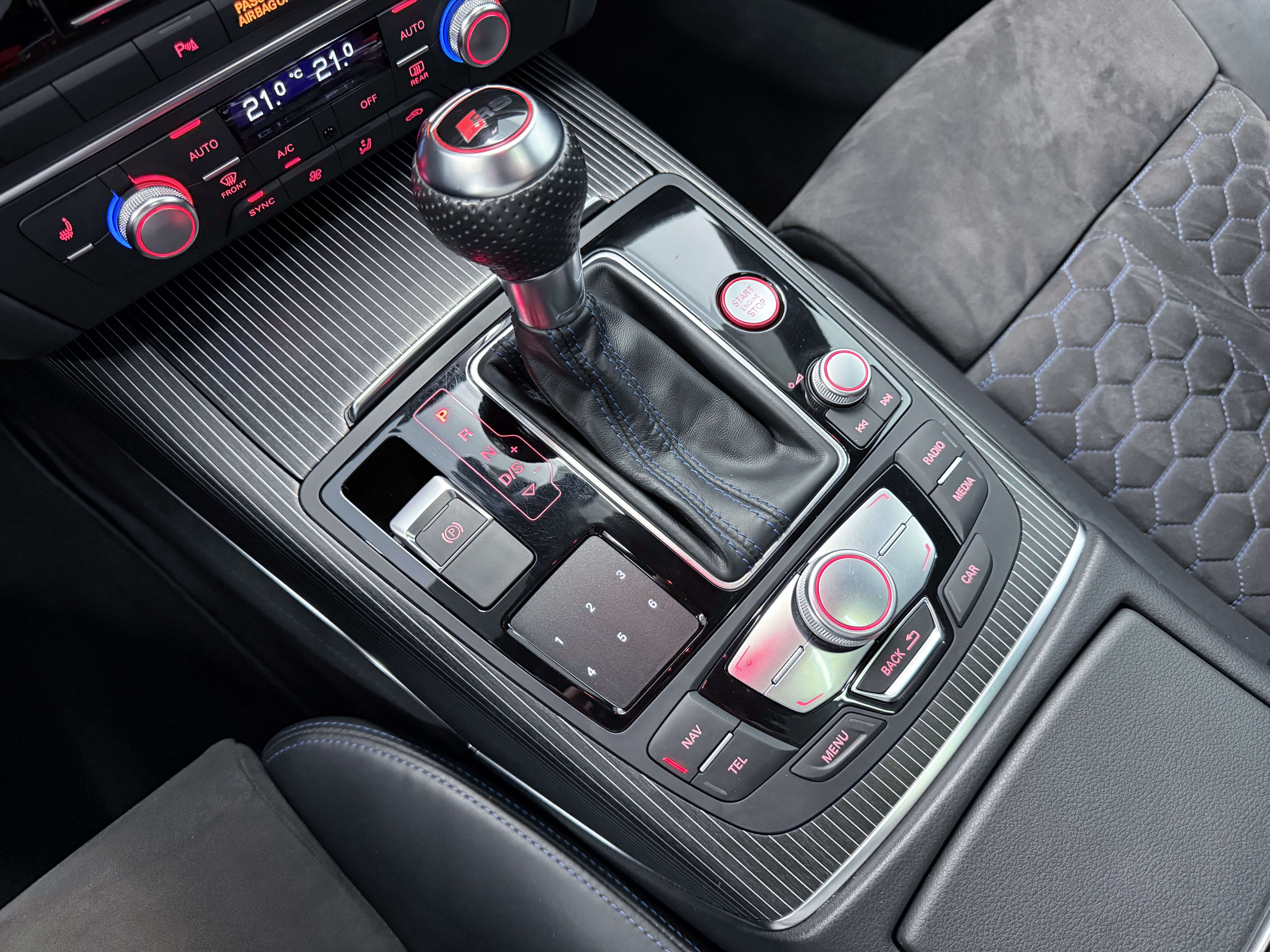 Audi RS7 2017 - Image 32