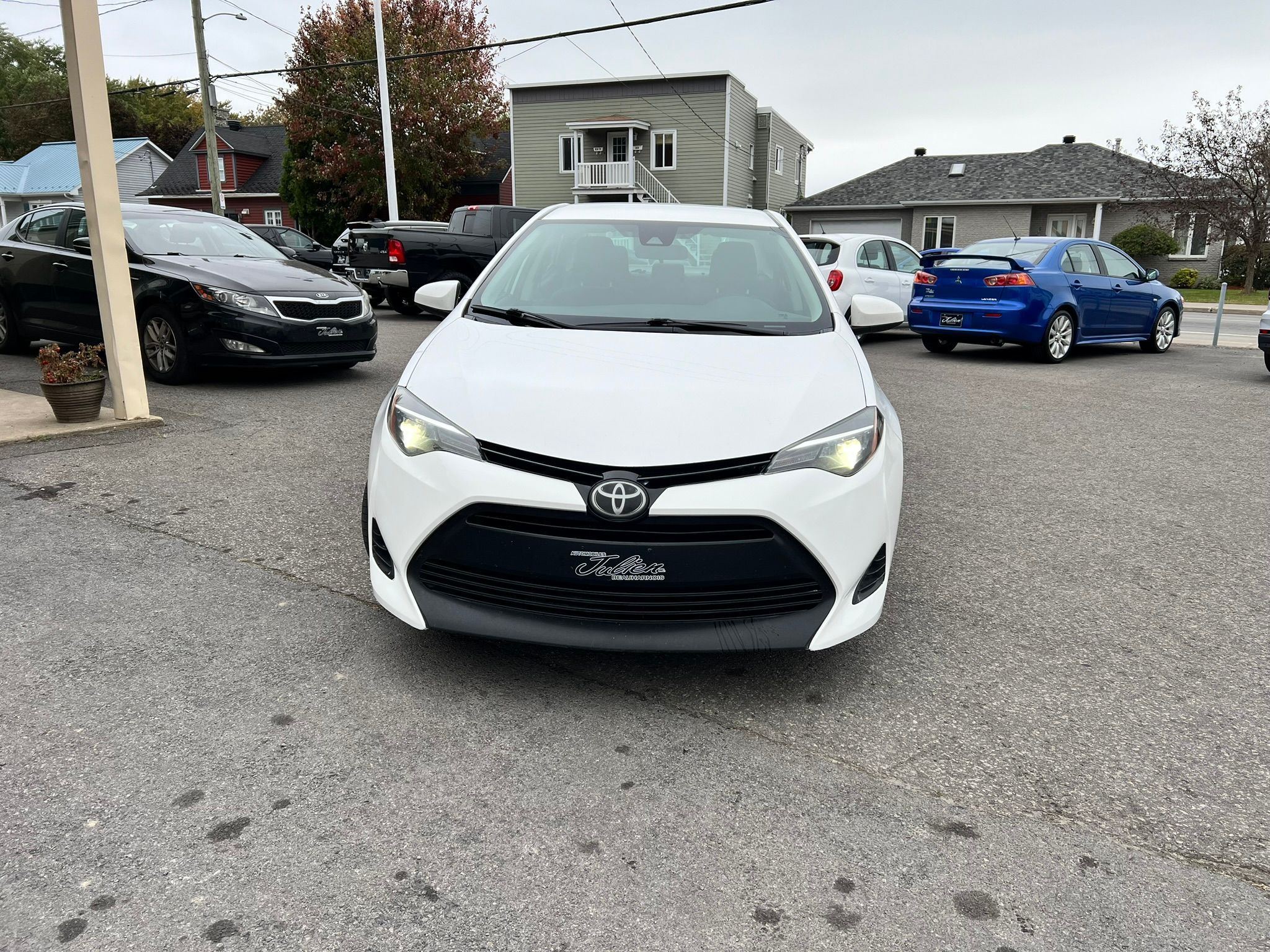 Toyota Corolla 2018 - Image 3
