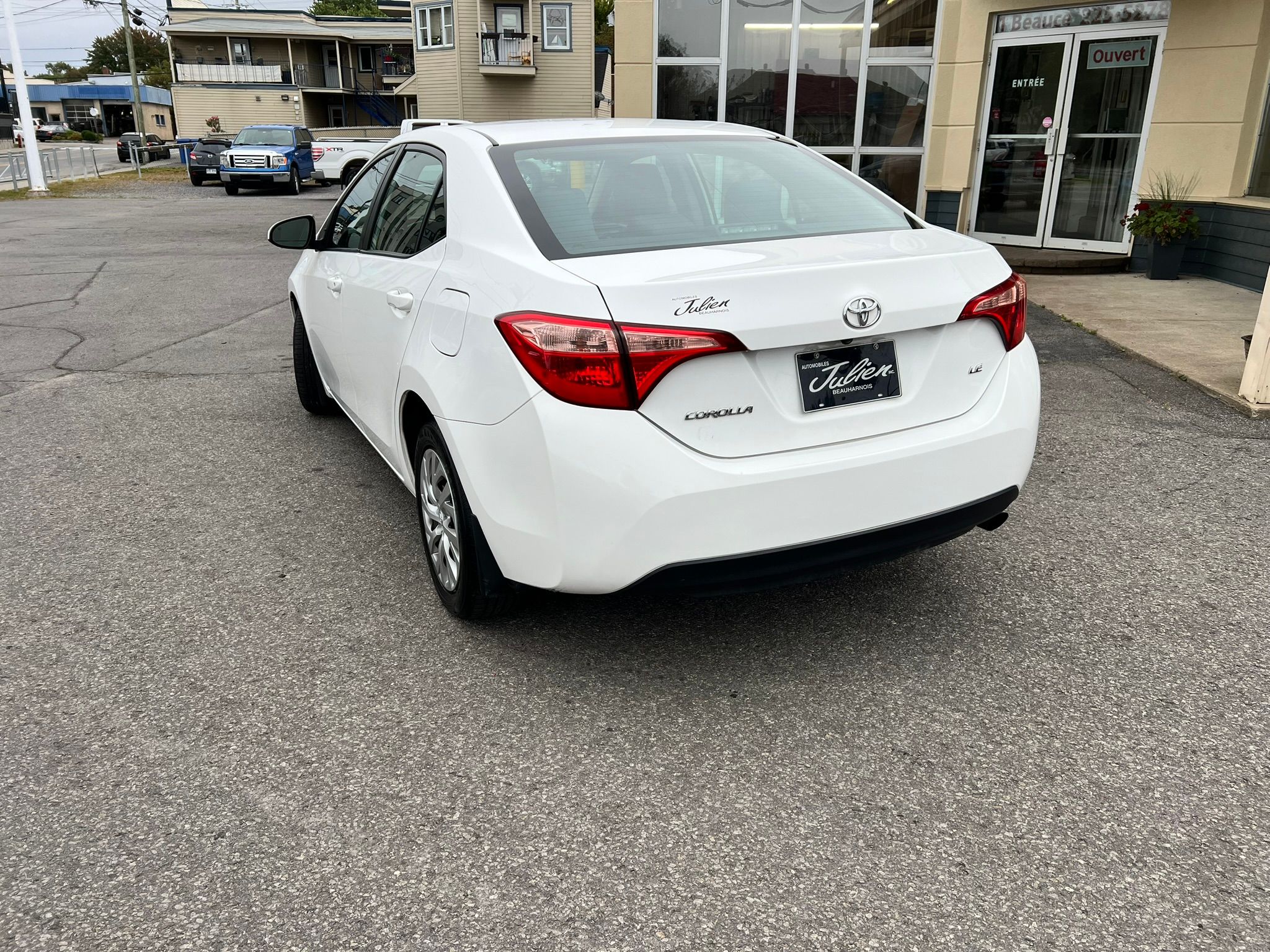 Toyota Corolla 2018 - Image 5