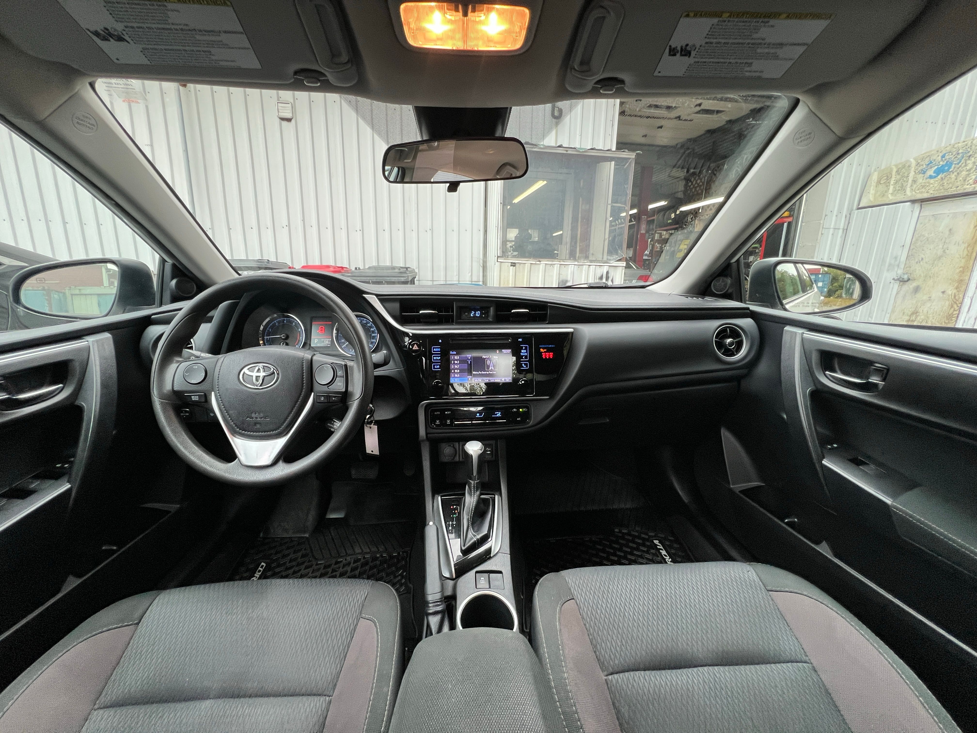 Toyota Corolla 2018 - Image 25