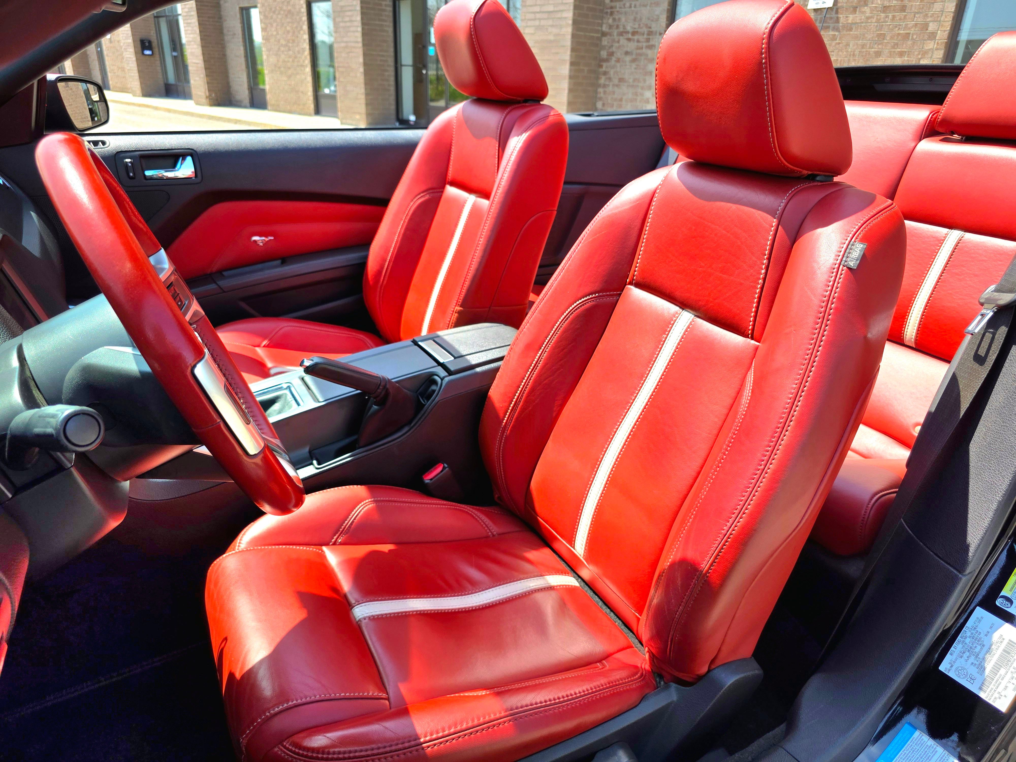 Ford Mustang 2012 - Image 18