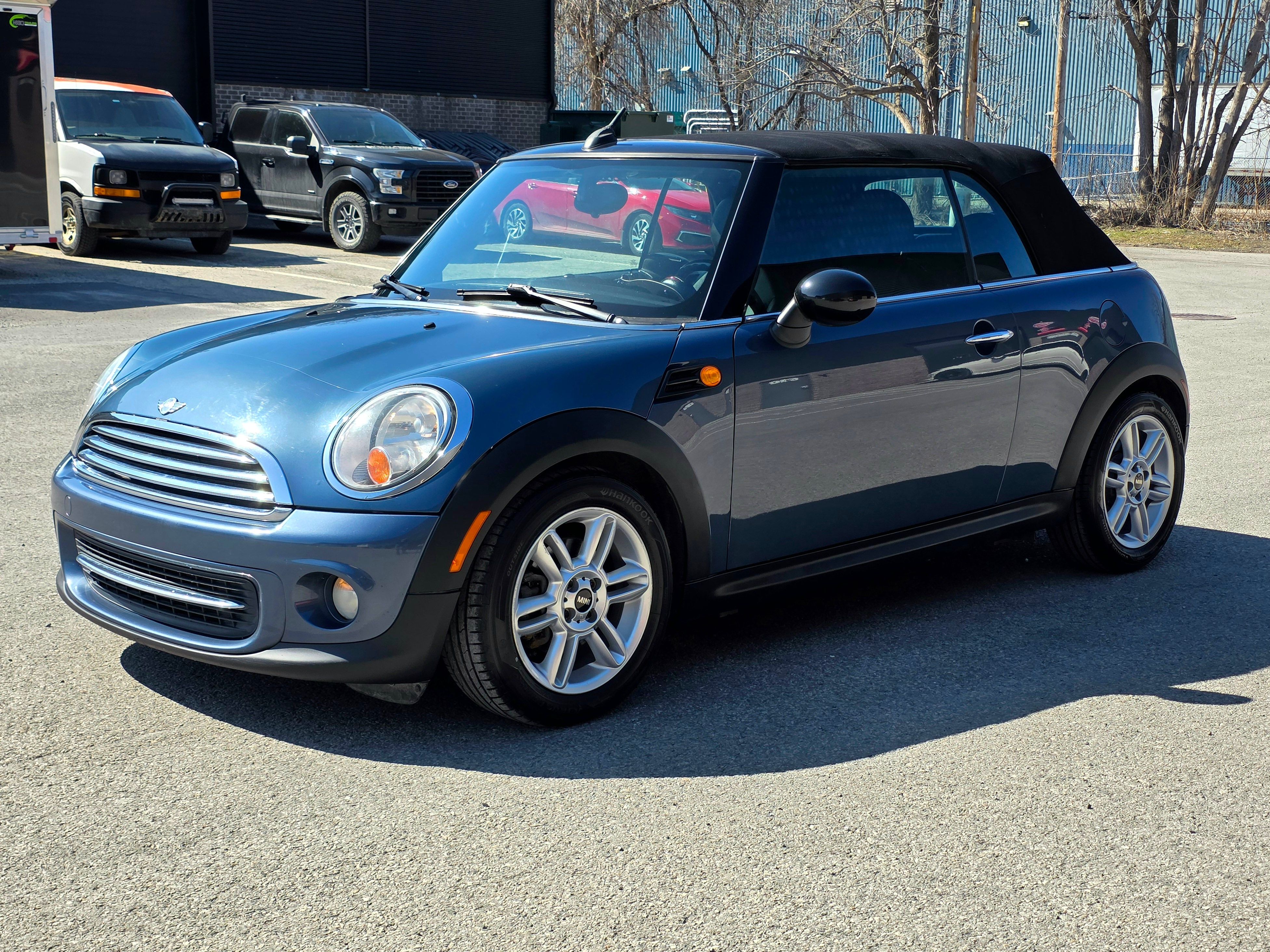 MINI Cooper 2011 - Image 1