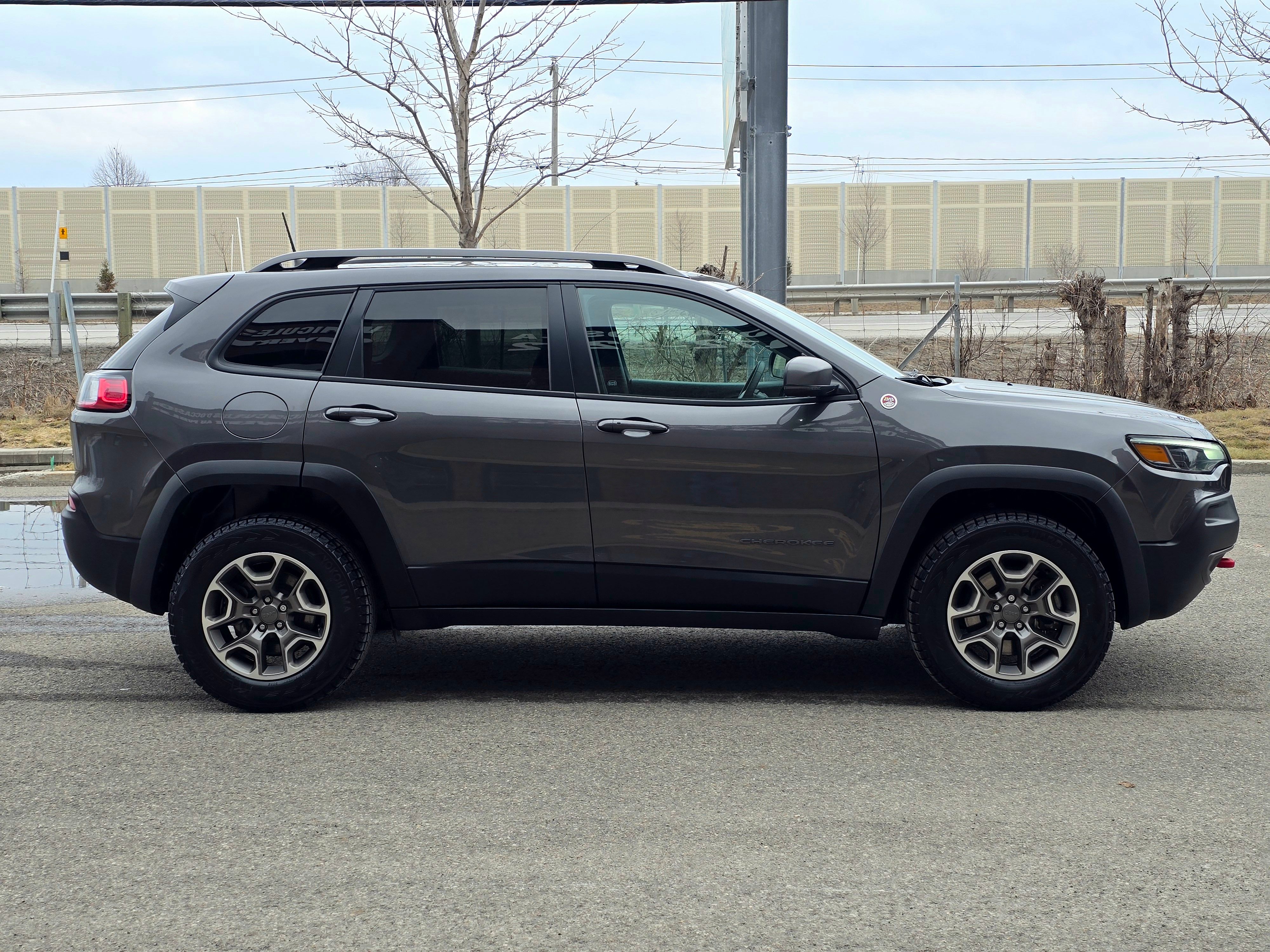 Jeep Cherokee 2021 - Image 5
