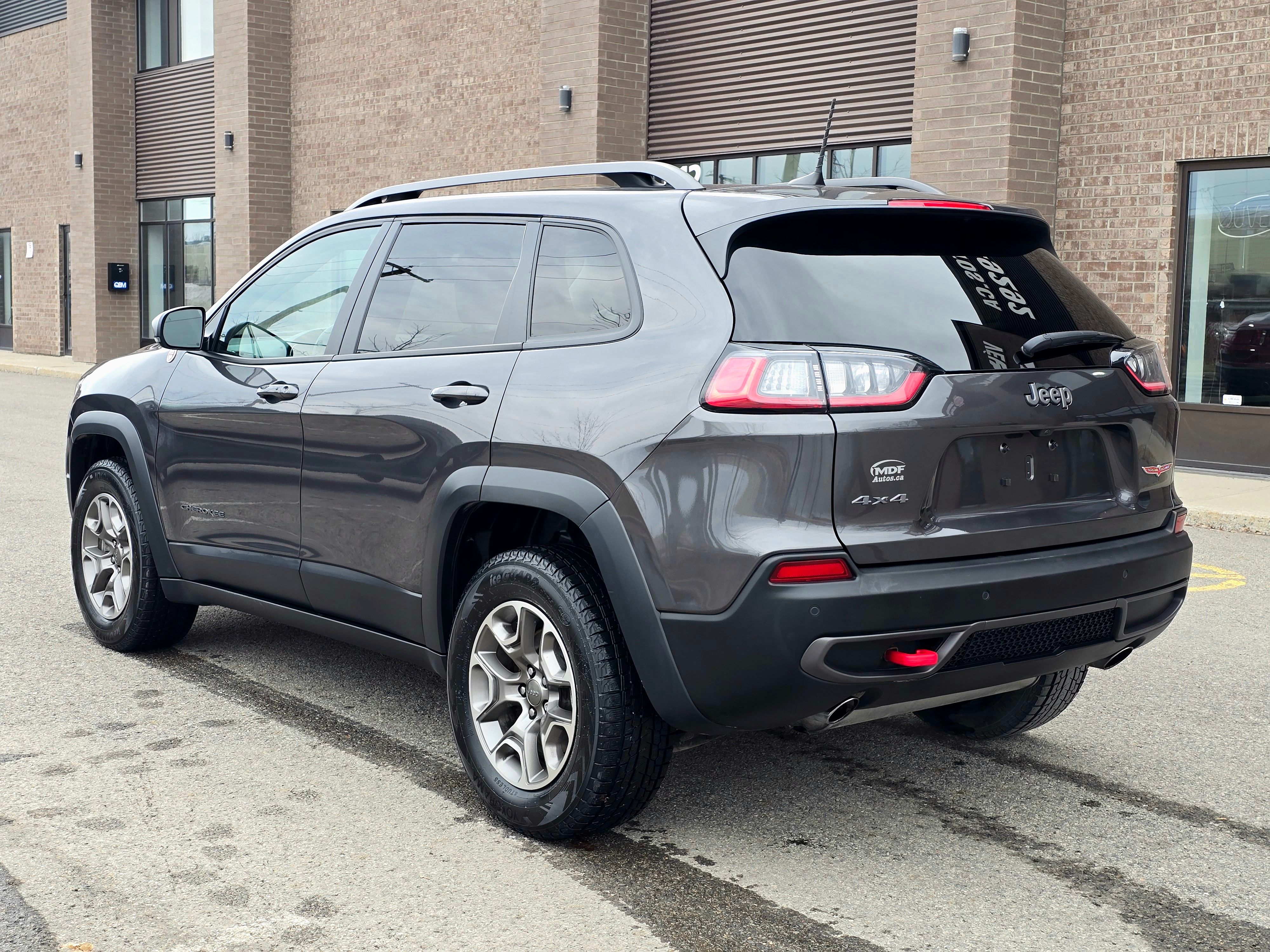 Jeep Cherokee 2021 - Image 8