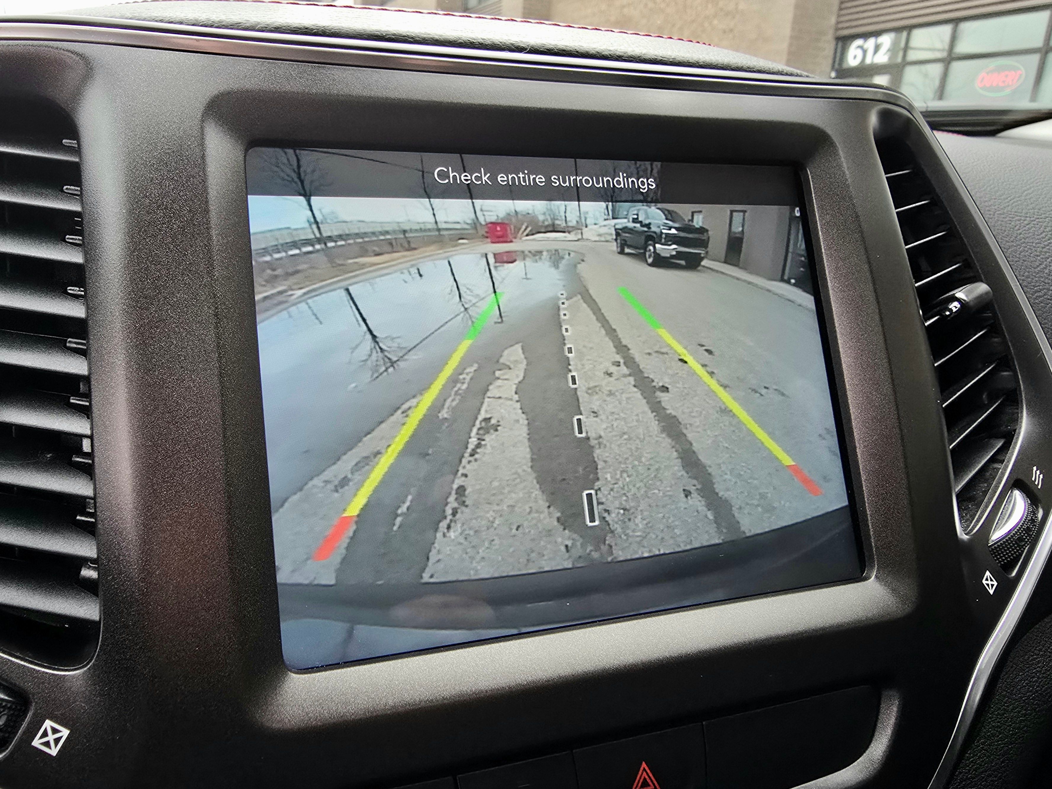 Jeep Cherokee 2021 - Image 26