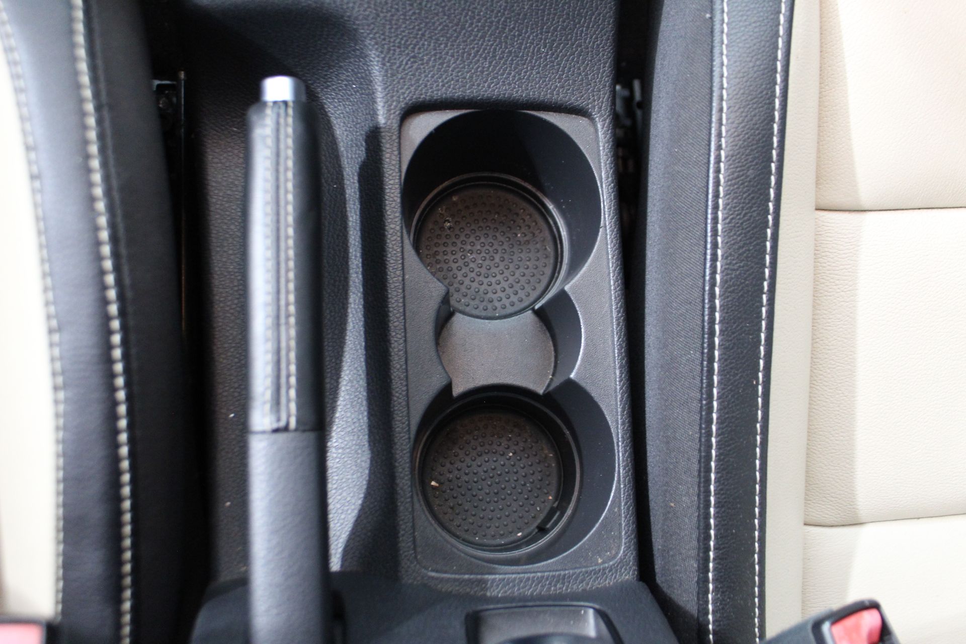 Volkswagen Eos 2015 - Image 24