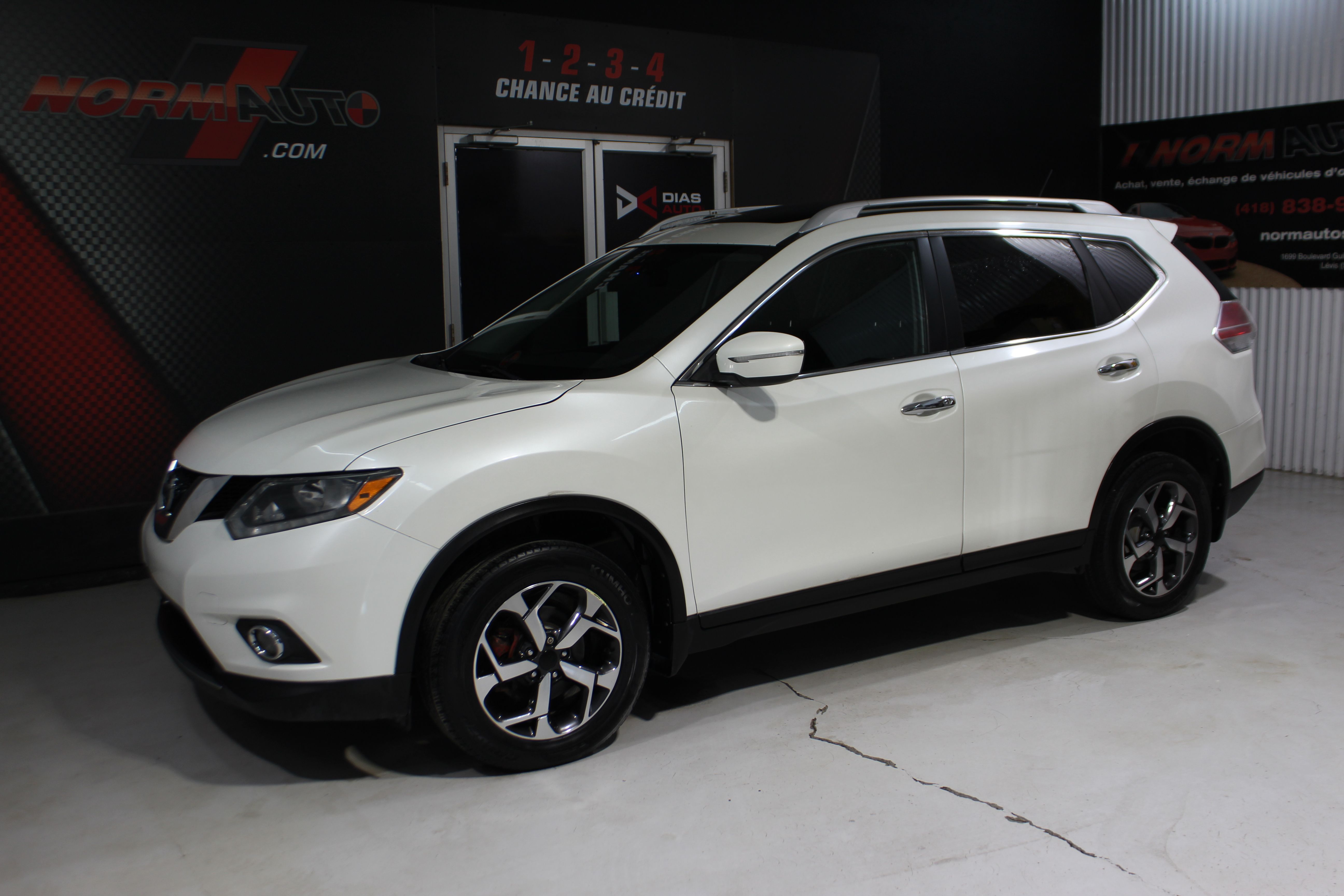 Nissan Rogue 2015 - Image 2