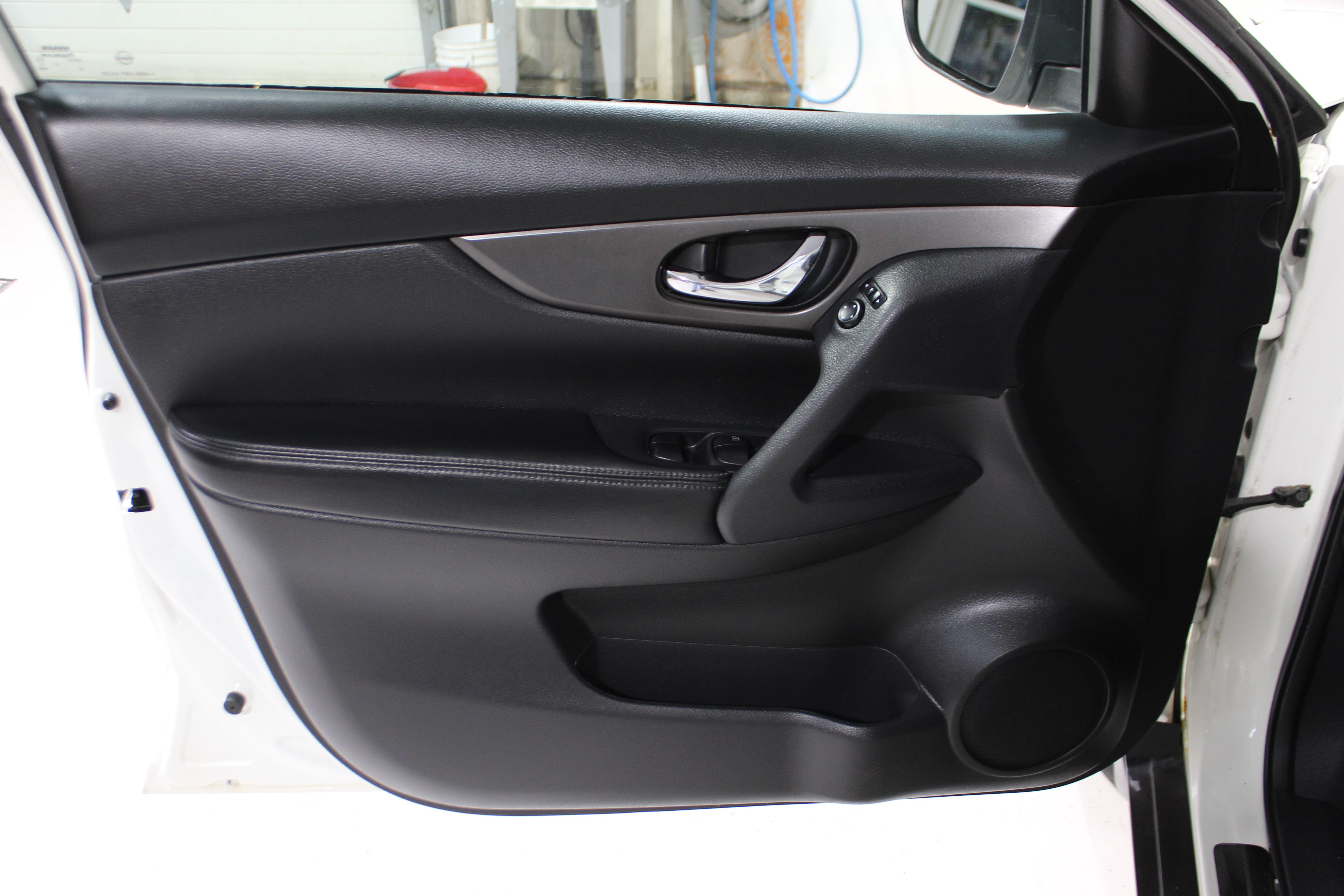 Nissan Rogue 2015 - Image 10