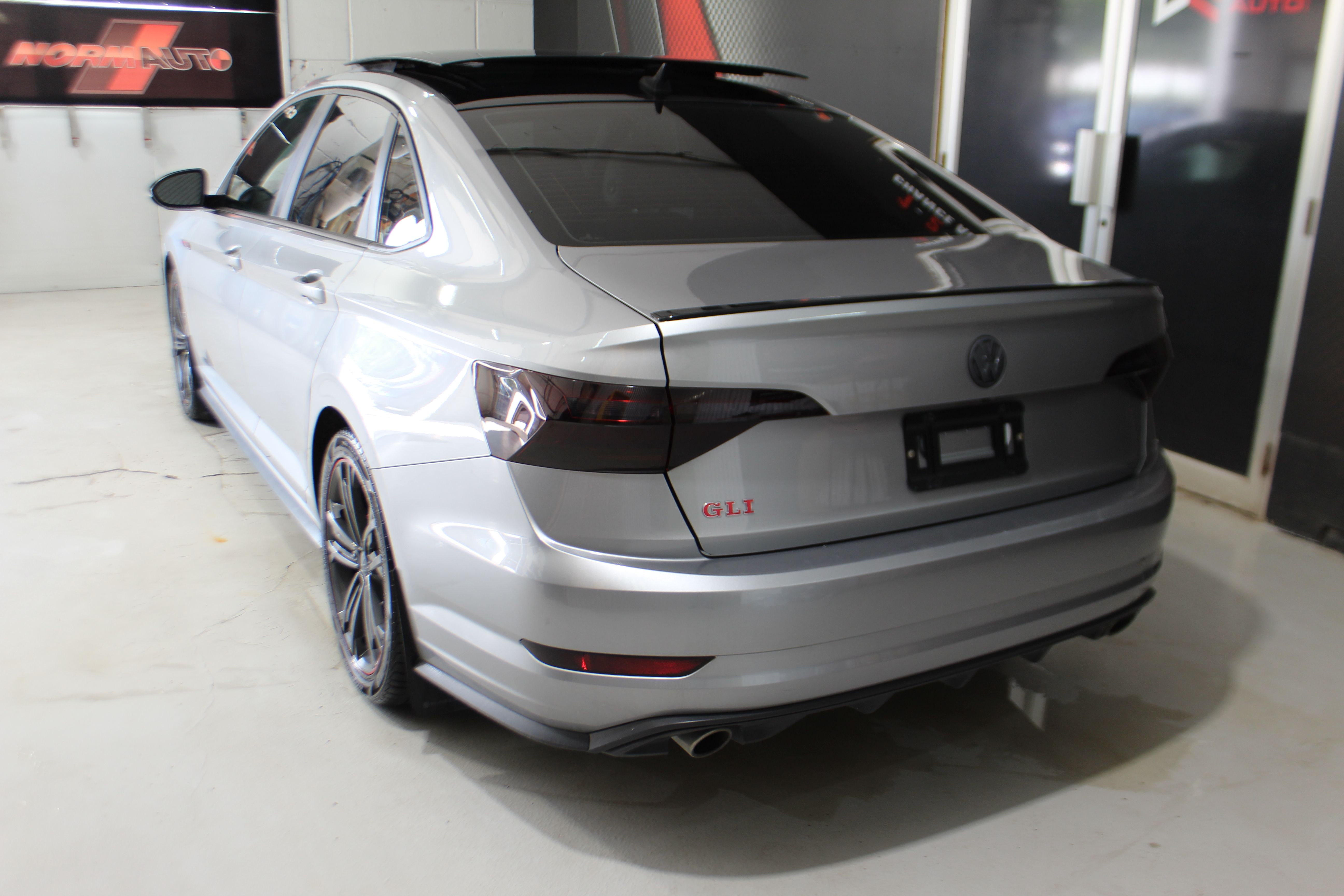 Volkswagen Jetta 2019 - Image 8