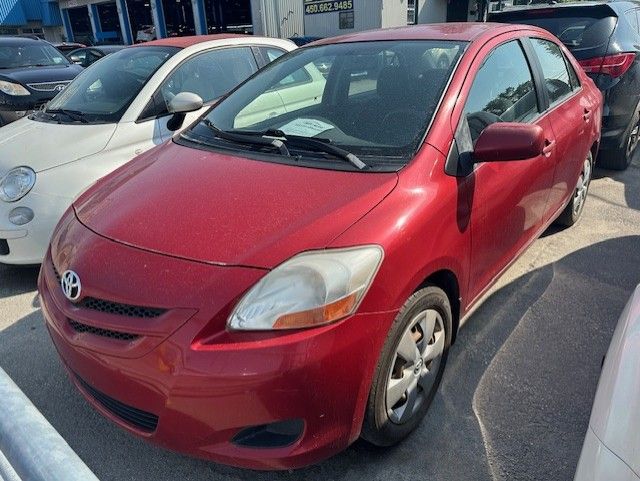 Toyota yaris sedan 2008 - Image 1